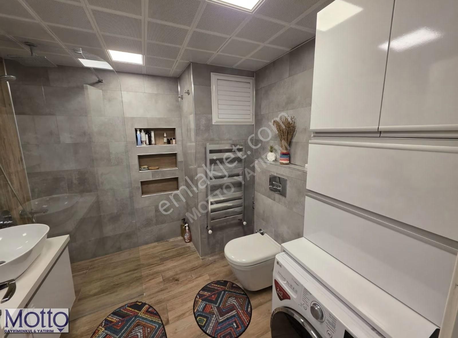 Fener Sitesin'de Masrafsız Geniş 3+1 Daire - Görsel 24