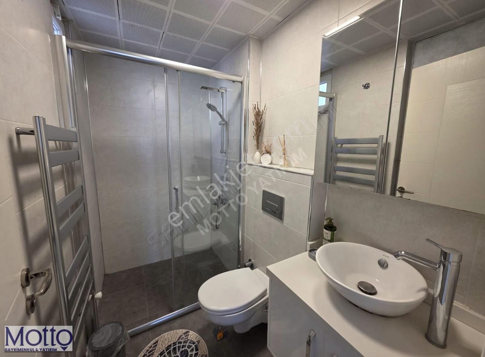 Fener Sitesin'de Masrafsız Geniş 3+1 Daire - Görsel 19