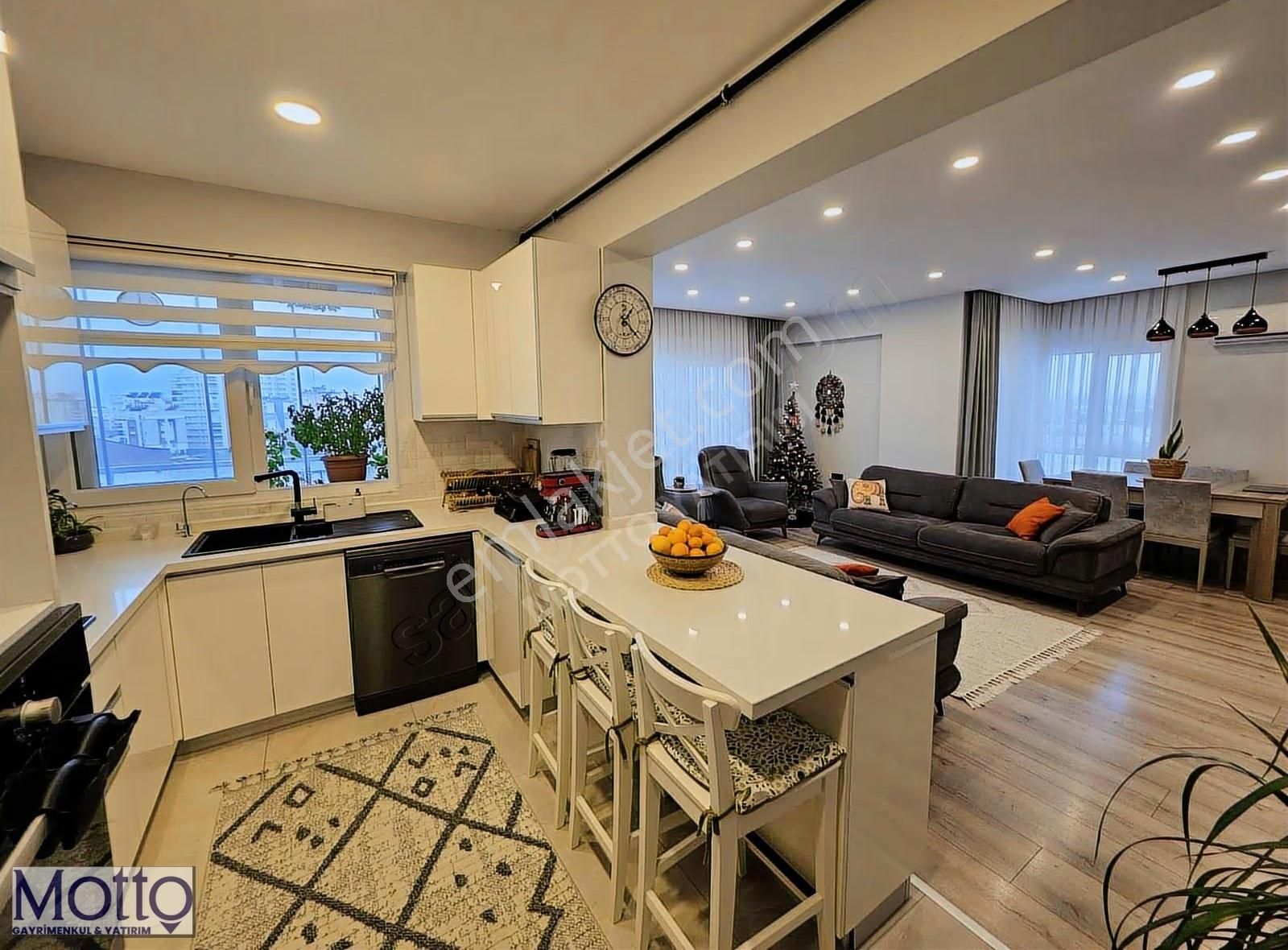 Fener Sitesin'de Masrafsız Geniş 3+1 Daire - Görsel 29