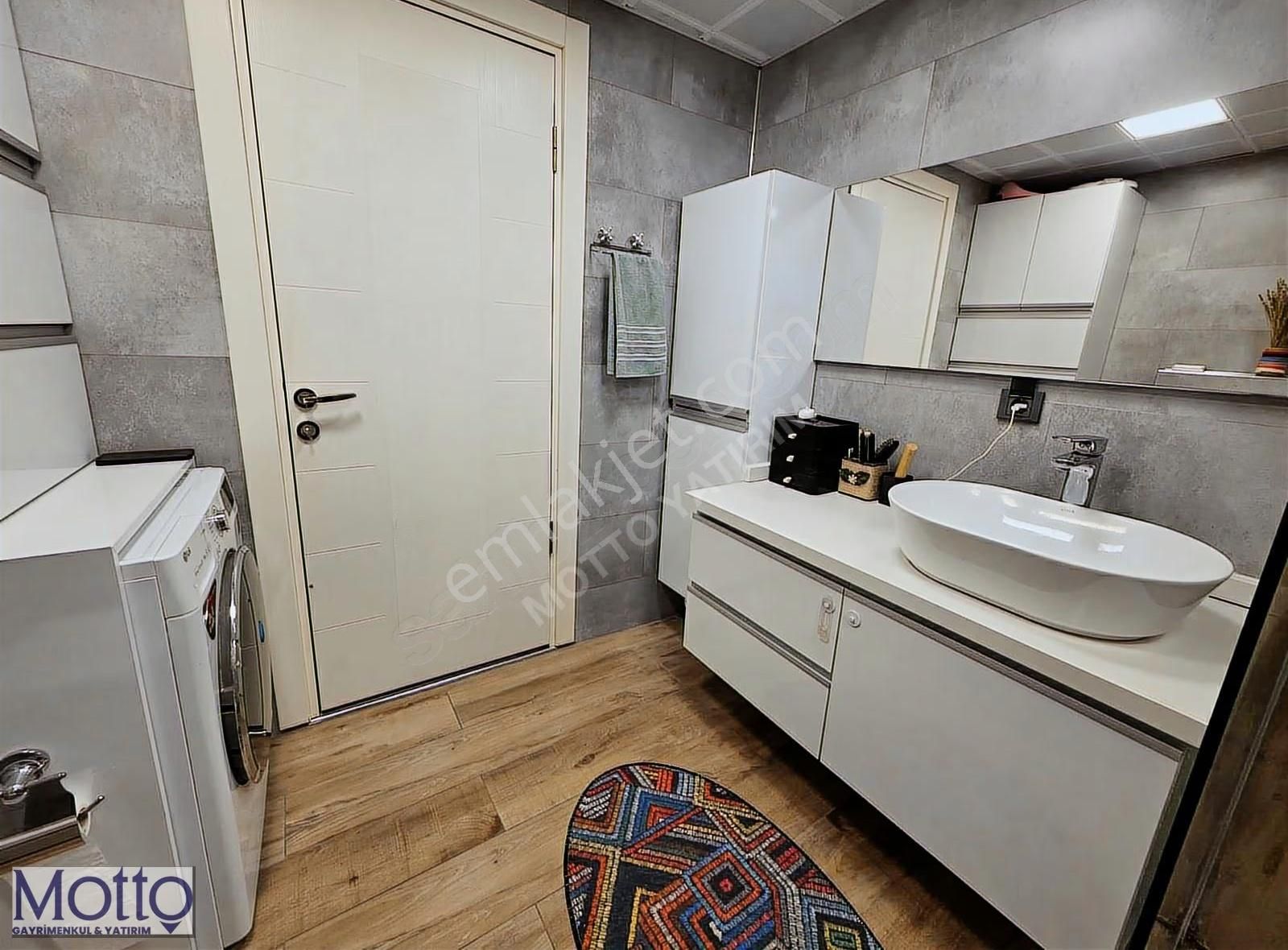 Fener Sitesin'de Masrafsız Geniş 3+1 Daire - Görsel 22