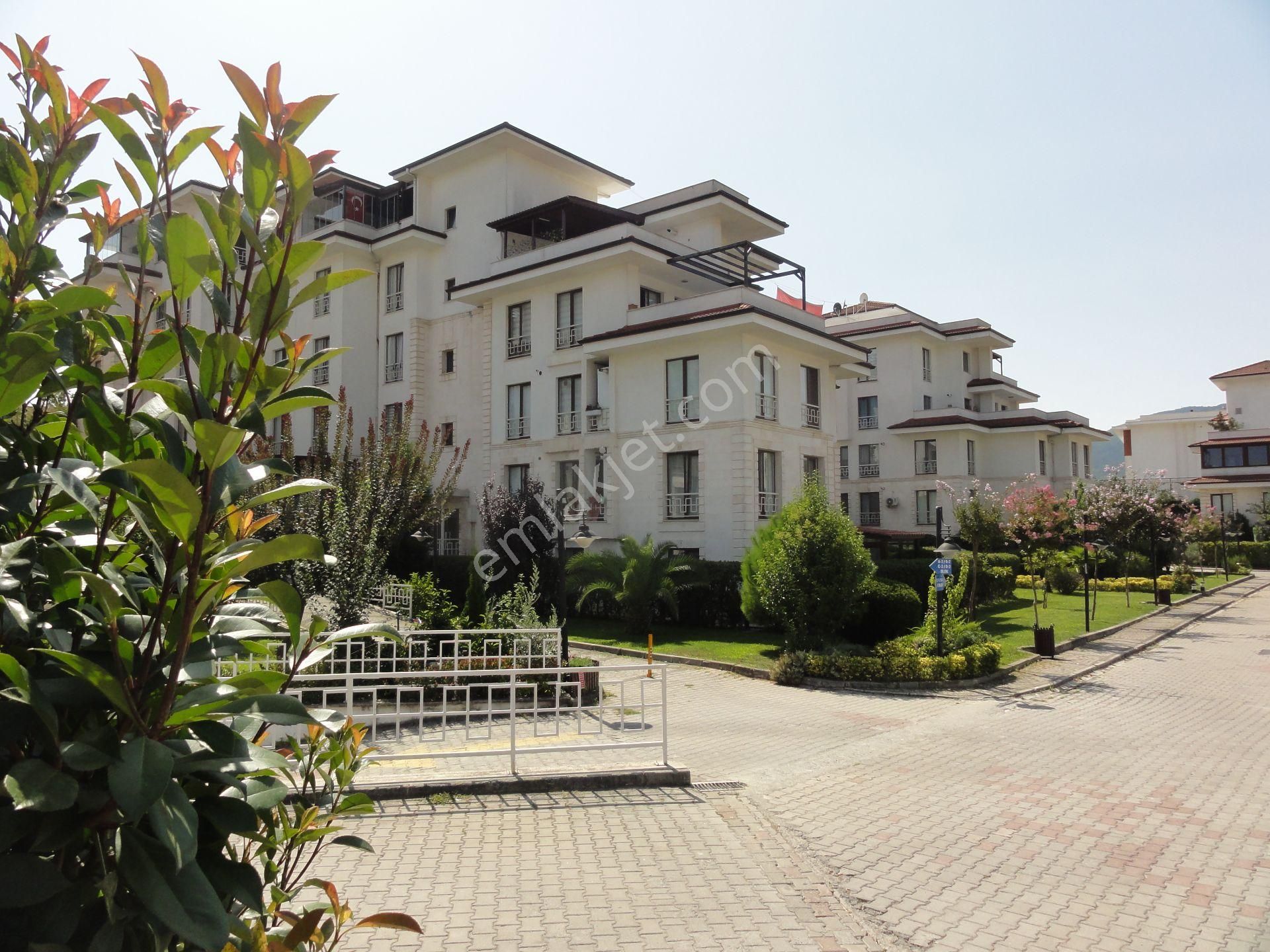 Dora'dan Pendik Zin D Natura Evlerinde 3+1 Ferah Daire