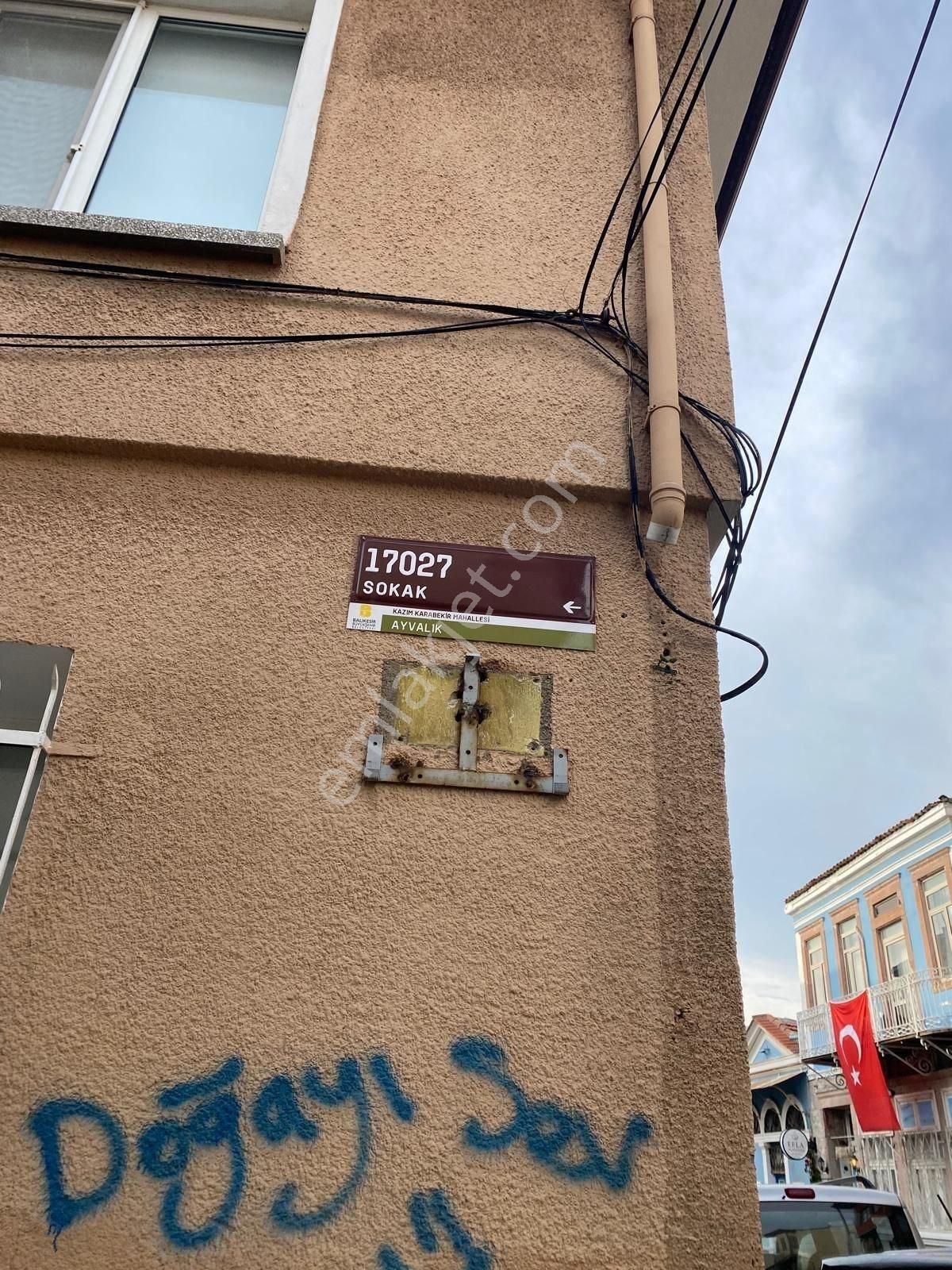 Ayvalık, 13 Nisan Caddesi'nde, Yatırımlık Müstakil Ev... - Görsel 2