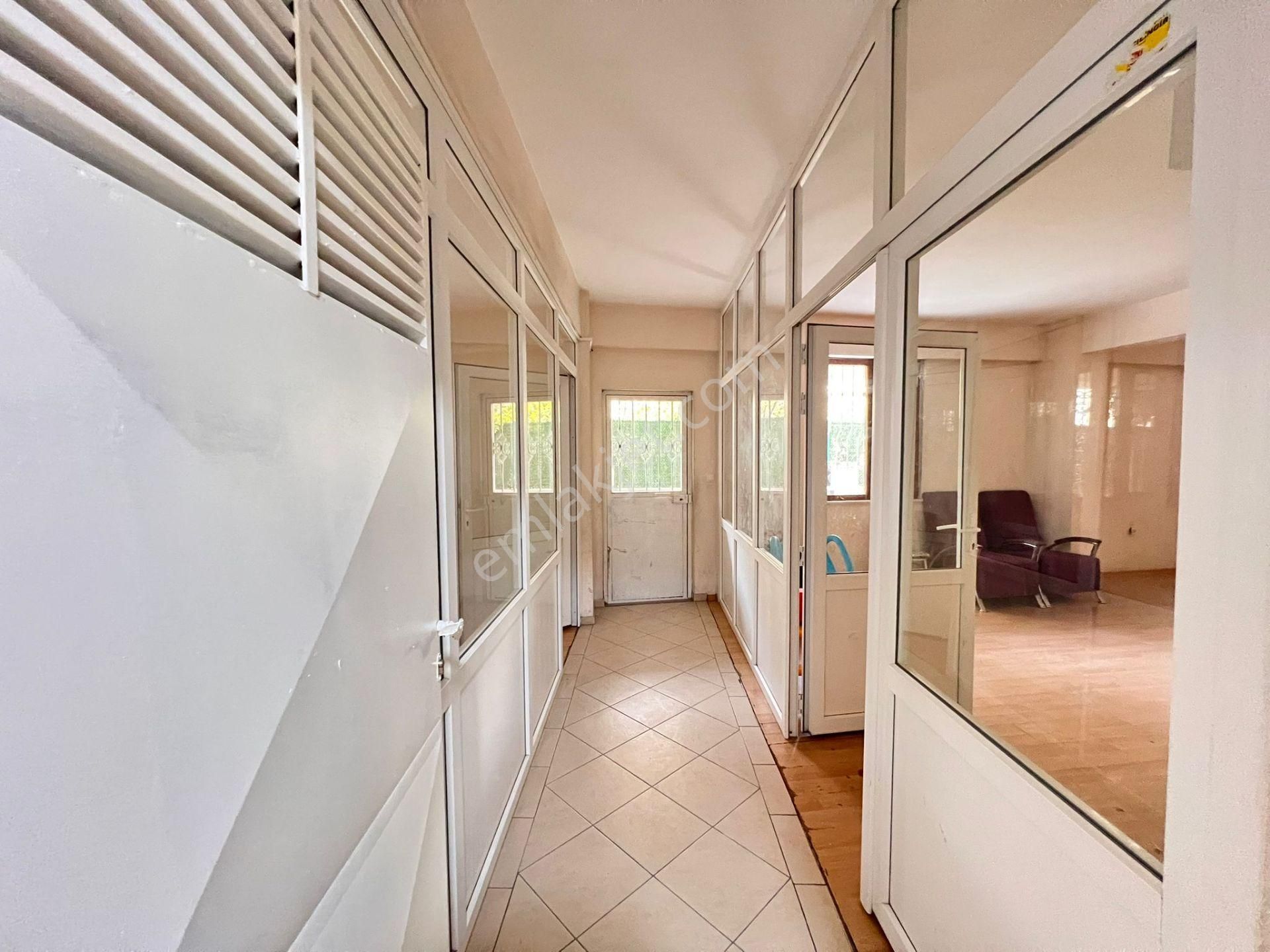 Çeliktepe'de,metroya 5dk.kat Mülkiyetli Fırsat 2+1 Satılık Daire - Görsel 20