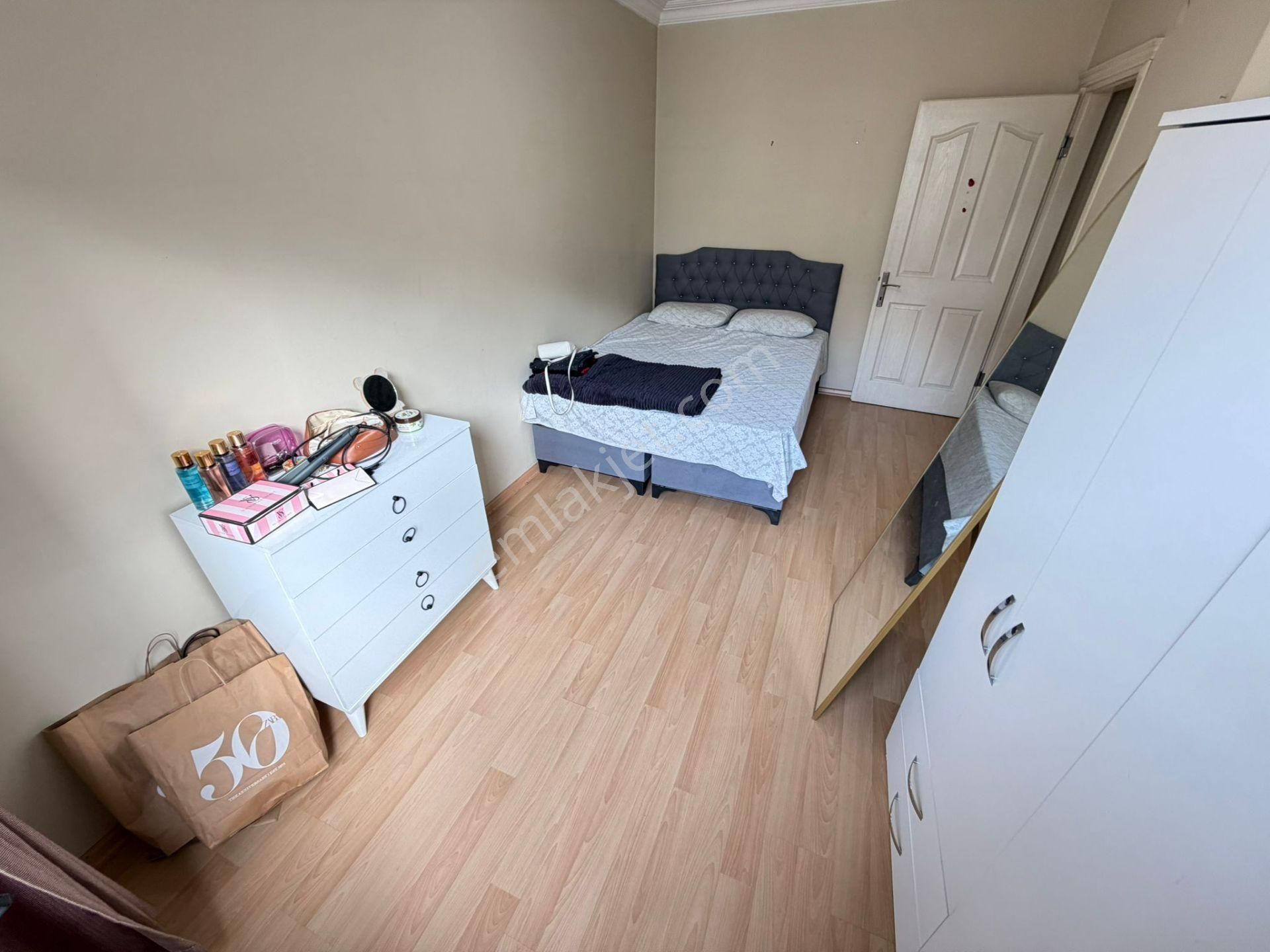 Çeliktepe'de,metroya 5dk.kat Mülkiyetli Fırsat 2+1 Satılık Daire - Görsel 10