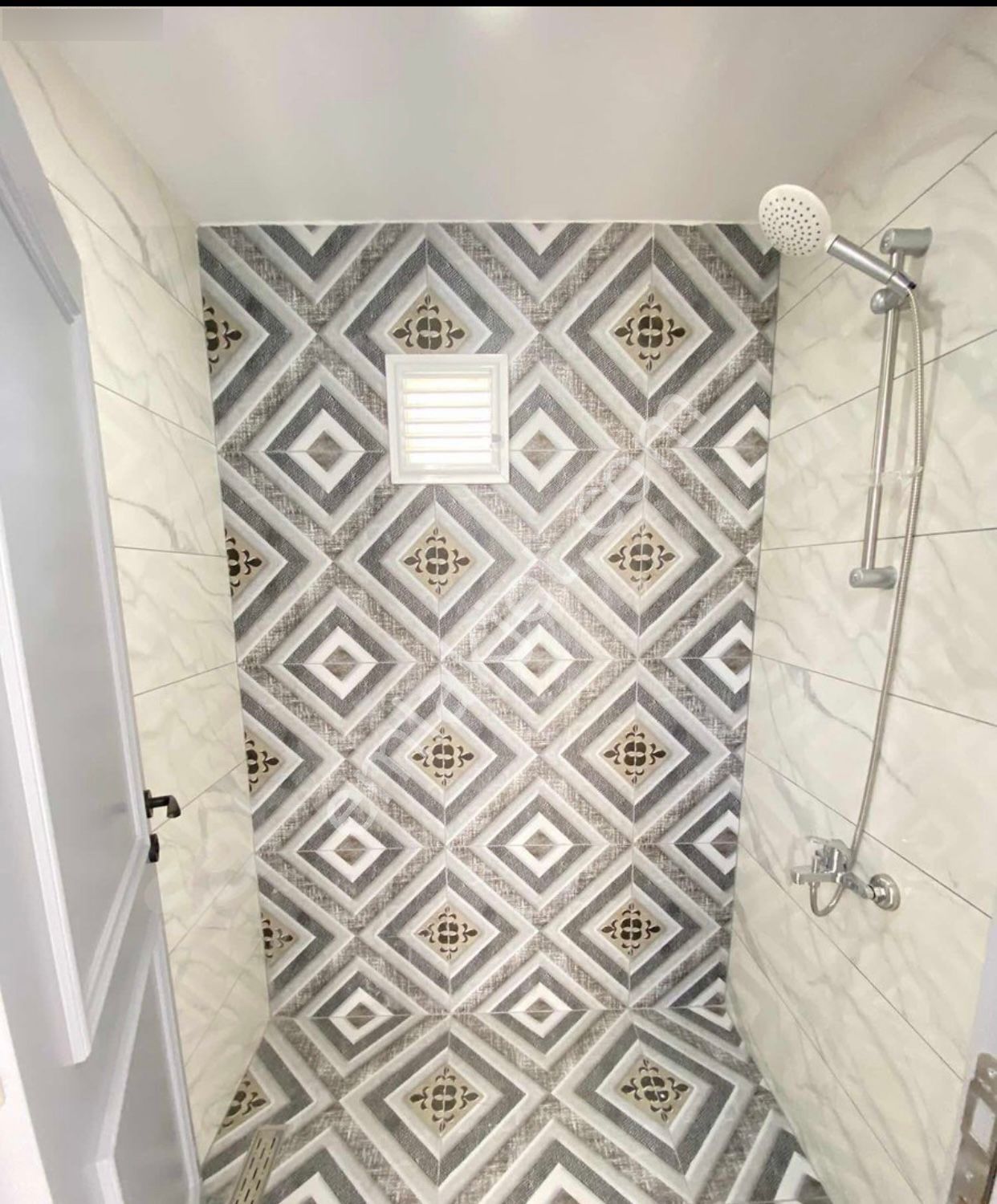 T.özala Yürüyüş Mesafesinde Hasarsız Full Extralı Daire - Görsel 11