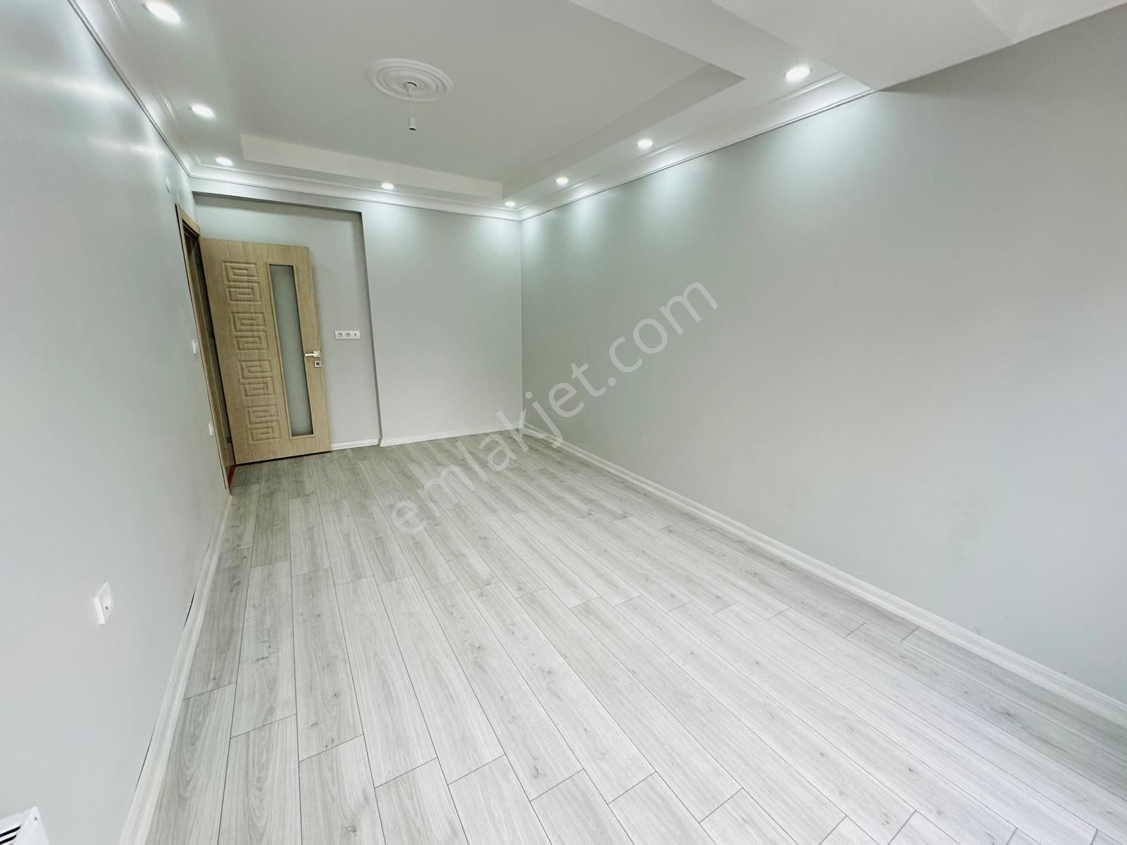 Has Seba'da Söğütlüçeşmede Diş Has. Altında 2+1 80m2 Sıfır 1.kat - Görsel 5