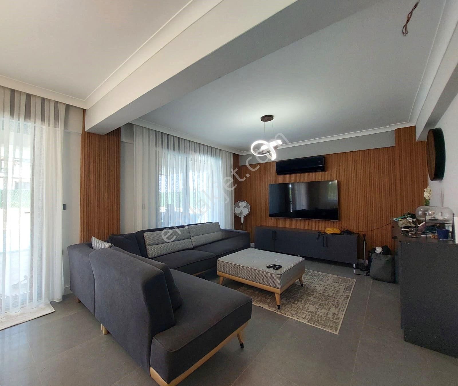 Goldhouse Dan Satılık Villa Kaçırılmayacak Fırsat Havuzlu Lüks 4+1 - Görsel 10