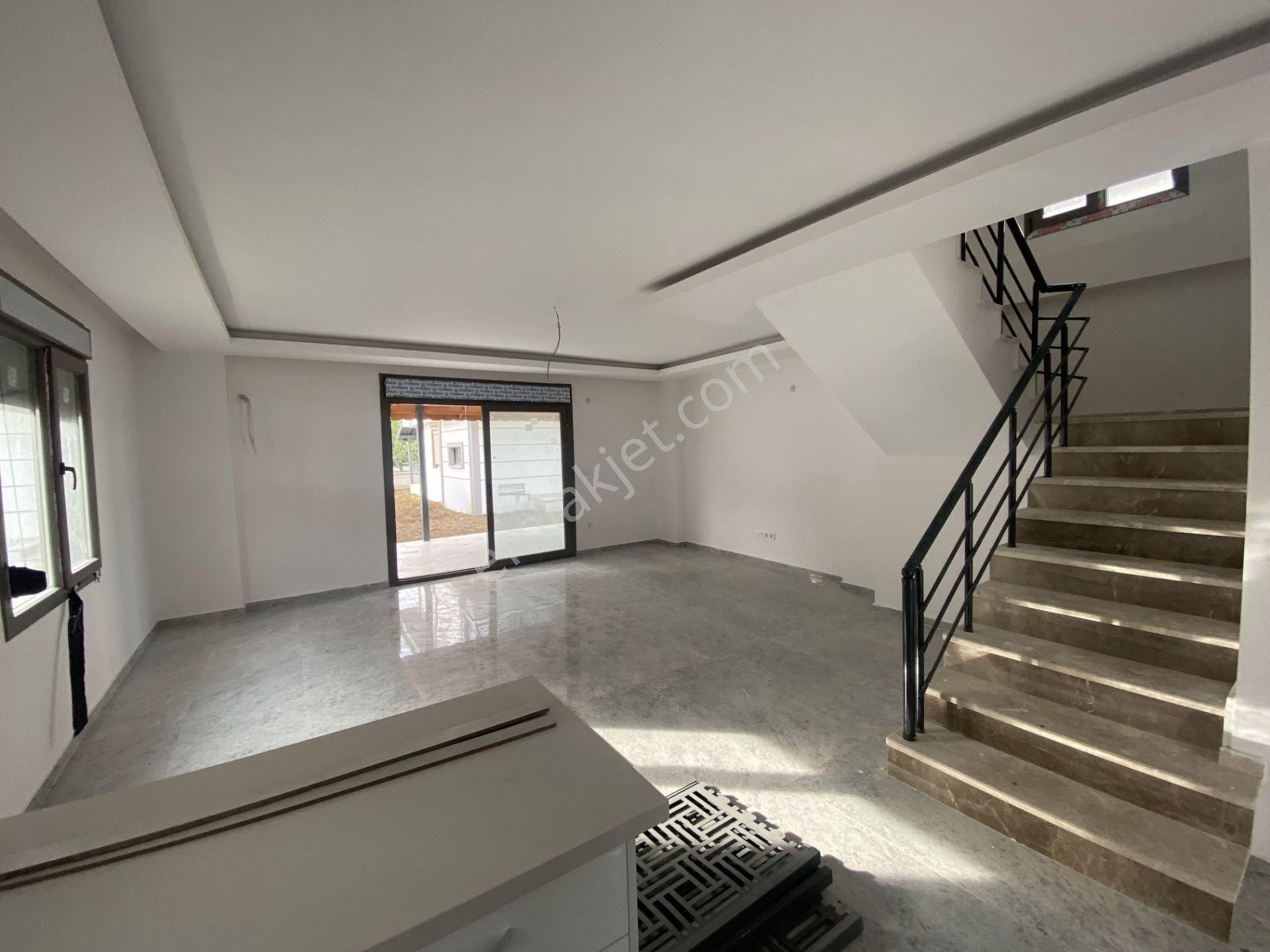 Balıkesir Ayvalık Altınova Da Satılık Villa - Görsel 8