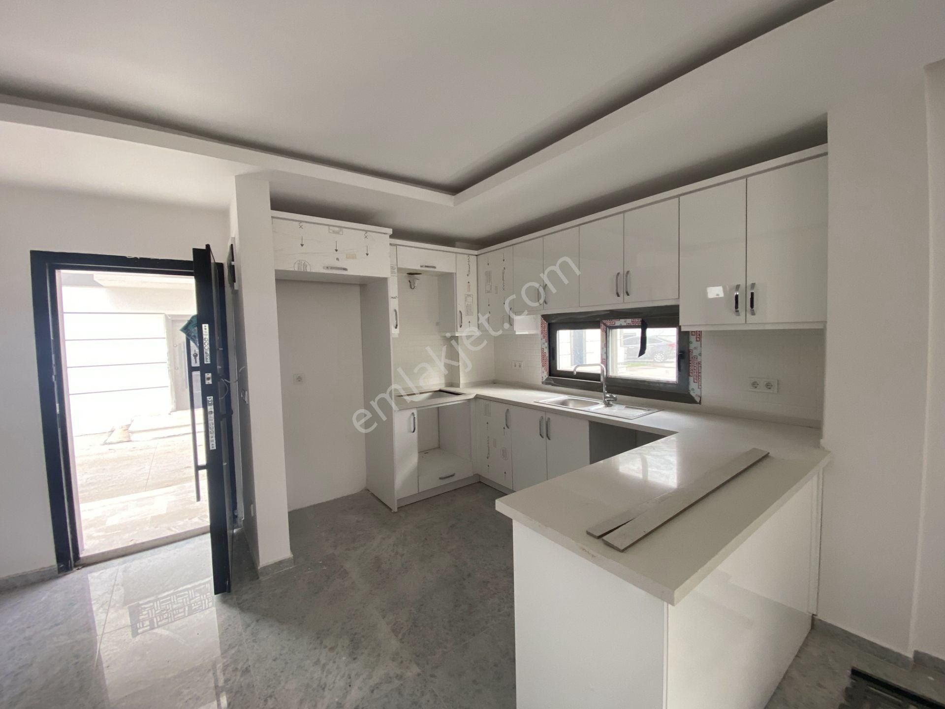 Balıkesir Ayvalık Altınova Da Satılık Villa - Görsel 7