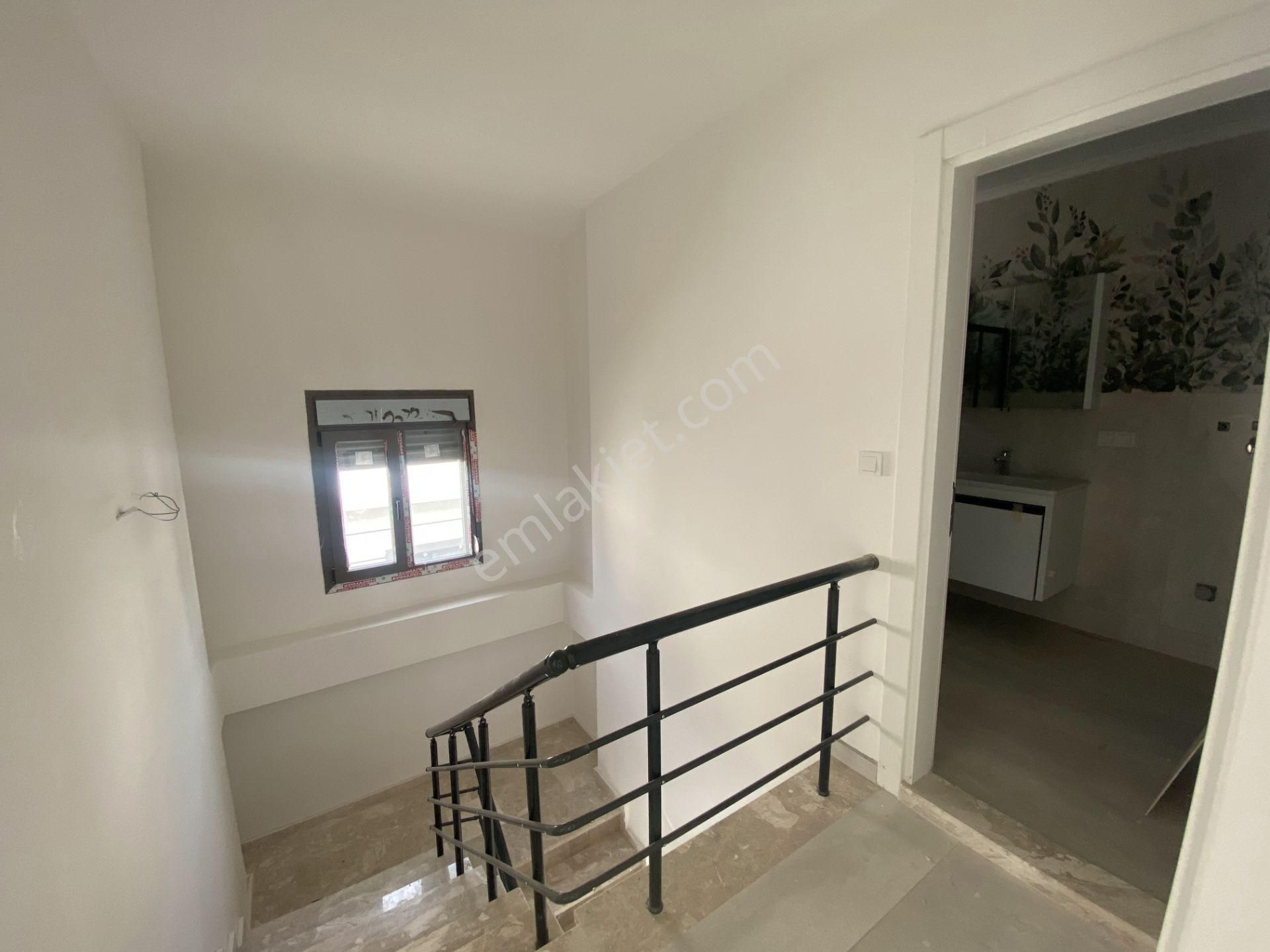 Balıkesir Ayvalık Altınova Da Satılık Villa - Görsel 9