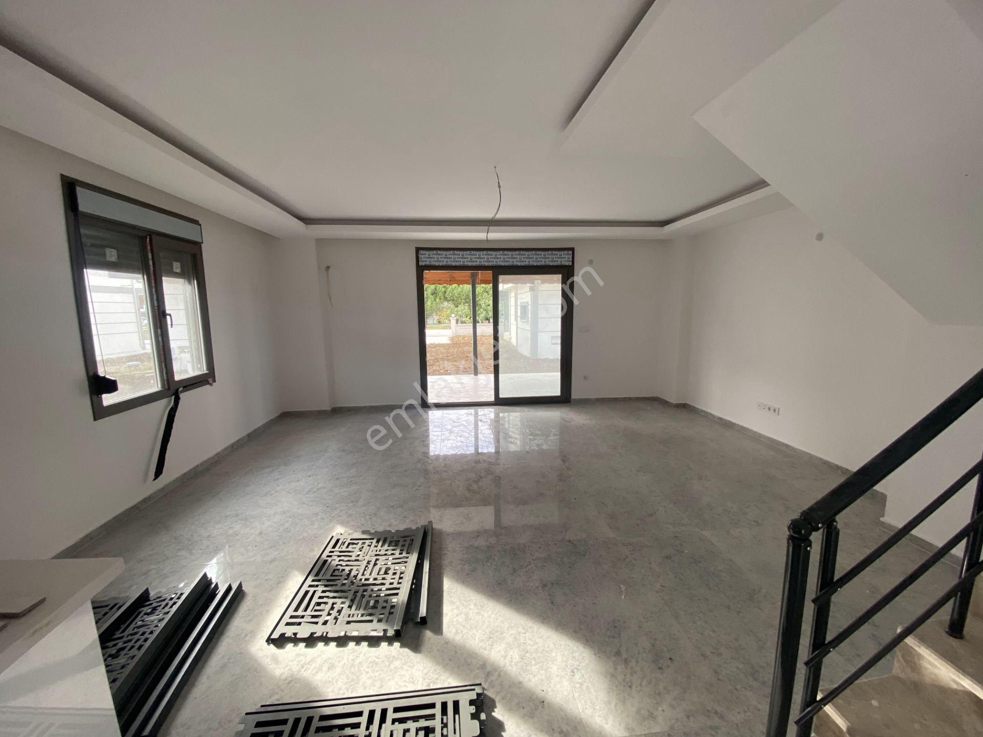 Balıkesir Ayvalık Altınova Da Satılık Villa - Görsel 16