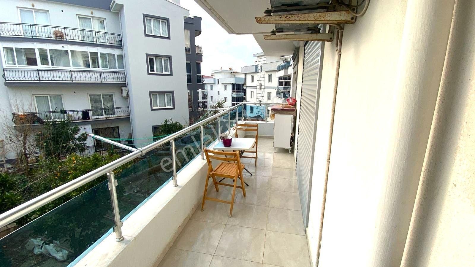 Kuşadası 'nda Bakımlı Ferah Geniş 2+1 Satılık Daire - Görsel 15