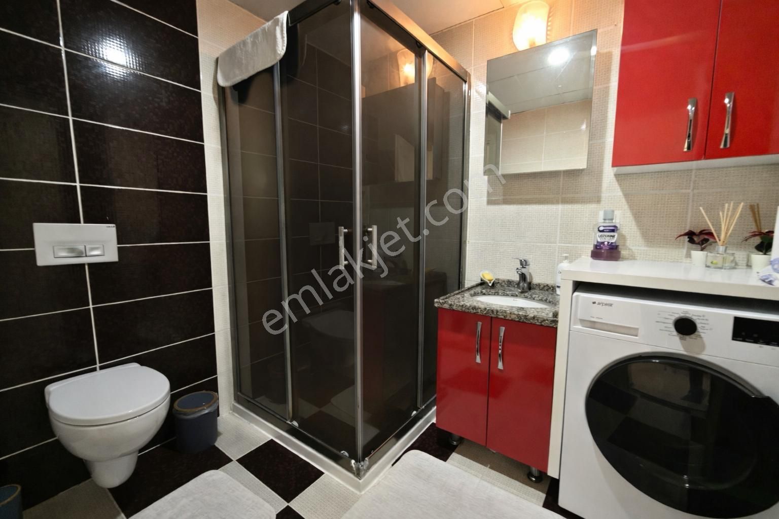 Kuşadası 'nda Bakımlı Ferah Geniş 2+1 Satılık Daire - Görsel 7