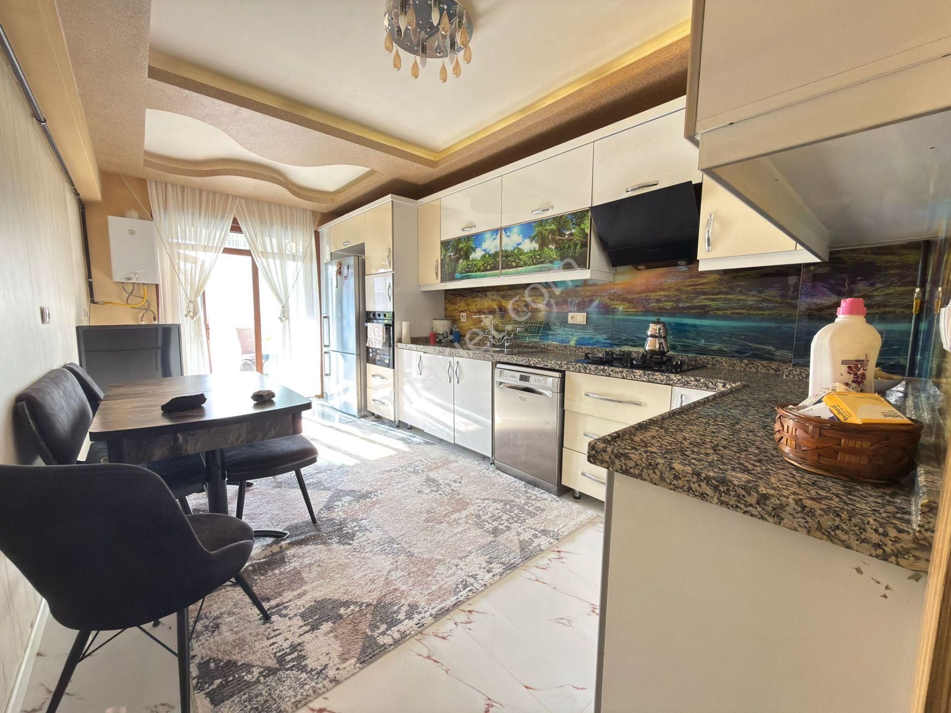 Pursaklar Mehmet Zengin Emlak'tan Otoparklı Teras Balkonlu Çift Banyolu 4.kat 4+1 Lüks Sitede Daire - Görsel 4