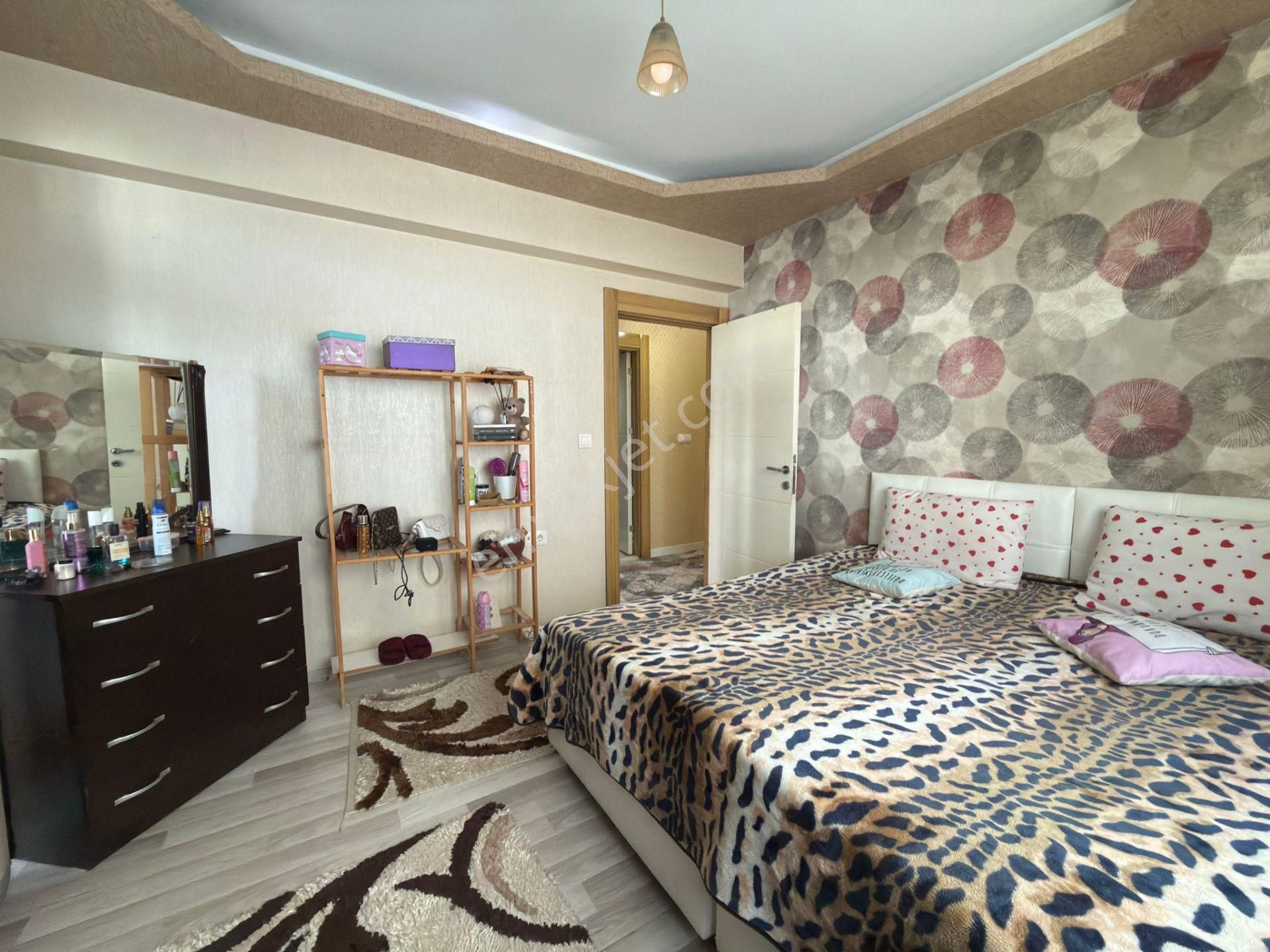 Pursaklar Mehmet Zengin Emlak'tan Otoparklı Teras Balkonlu Çift Banyolu 4.kat 4+1 Lüks Sitede Daire - Görsel 19