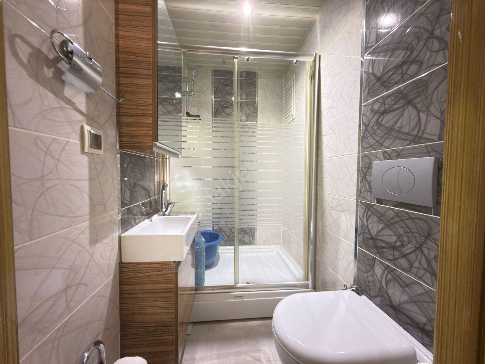 Pursaklar Mehmet Zengin Emlak'tan Otoparklı Teras Balkonlu Çift Banyolu 4.kat 4+1 Lüks Sitede Daire - Görsel 38