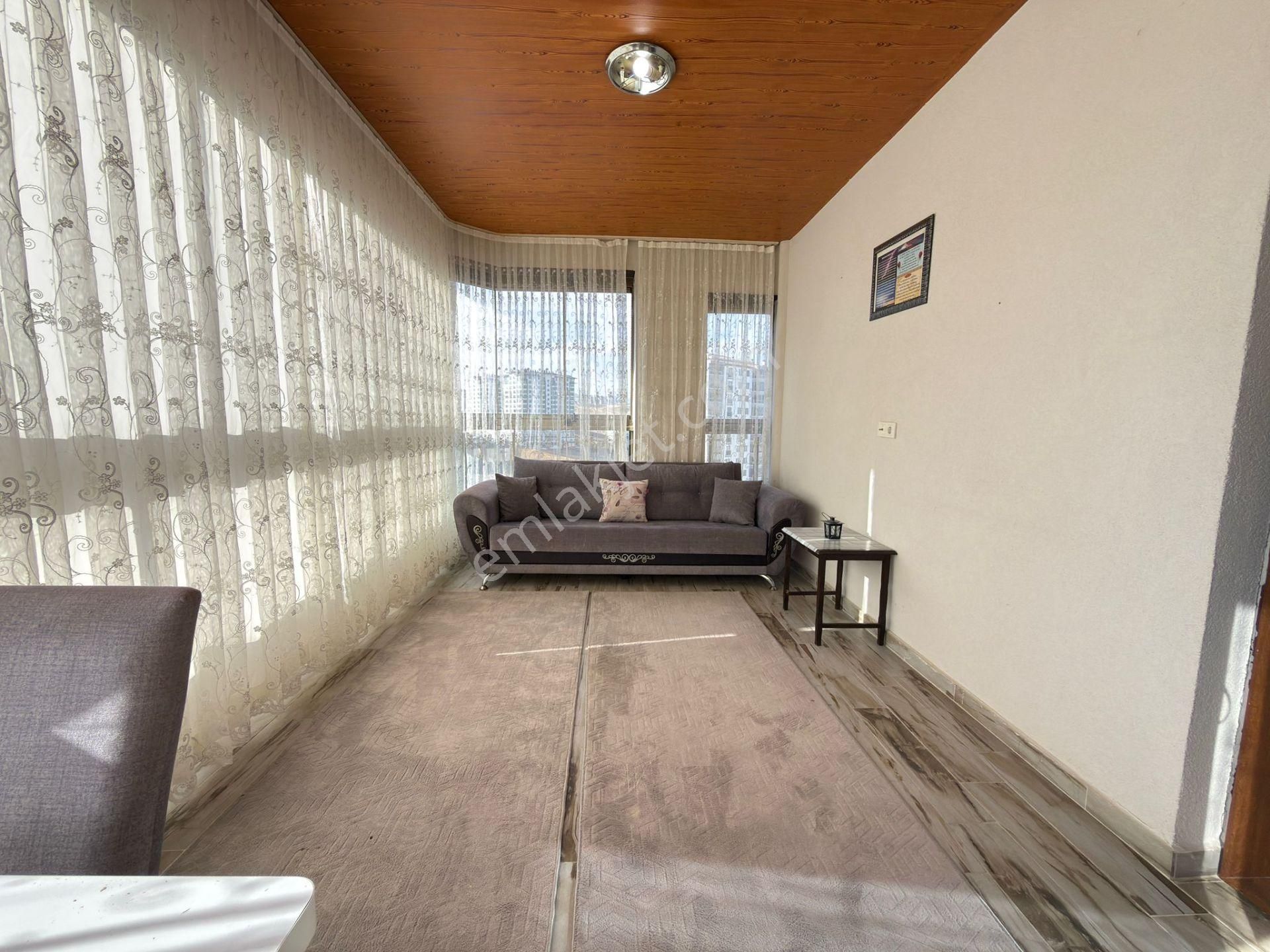 Pursaklar Mehmet Zengin Emlak'tan Otoparklı Teras Balkonlu Çift Banyolu 4.kat 4+1 Lüks Sitede Daire - Görsel 32