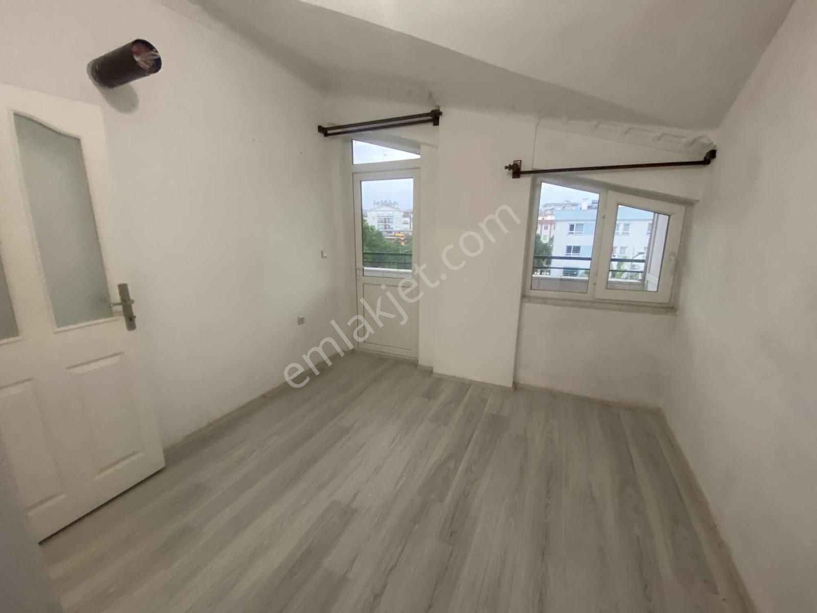 İnfo Gayrimenkul Yayla Mah 2+1 Kiralık Daire Teraslı Manzaralı - Görsel 11