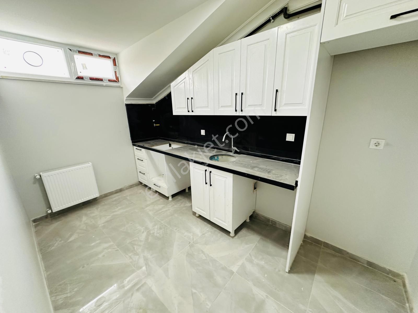 Has Seba'da Söğütlüçeşmede Diş Has. Altında 3+2 160m2 Sıfır Lüx Dubleks - Görsel 28