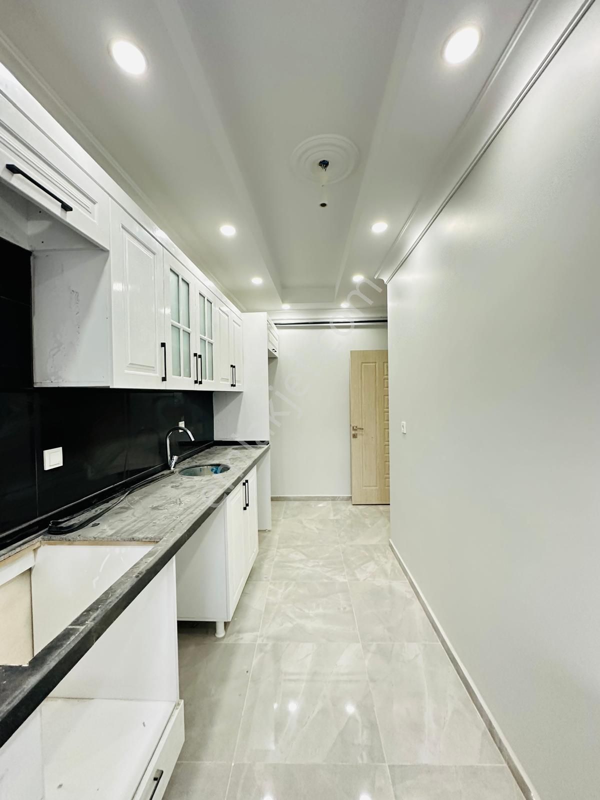 Has Seba'da Söğütlüçeşmede Diş Has. Altında 3+2 160m2 Sıfır Lüx Dubleks - Görsel 9