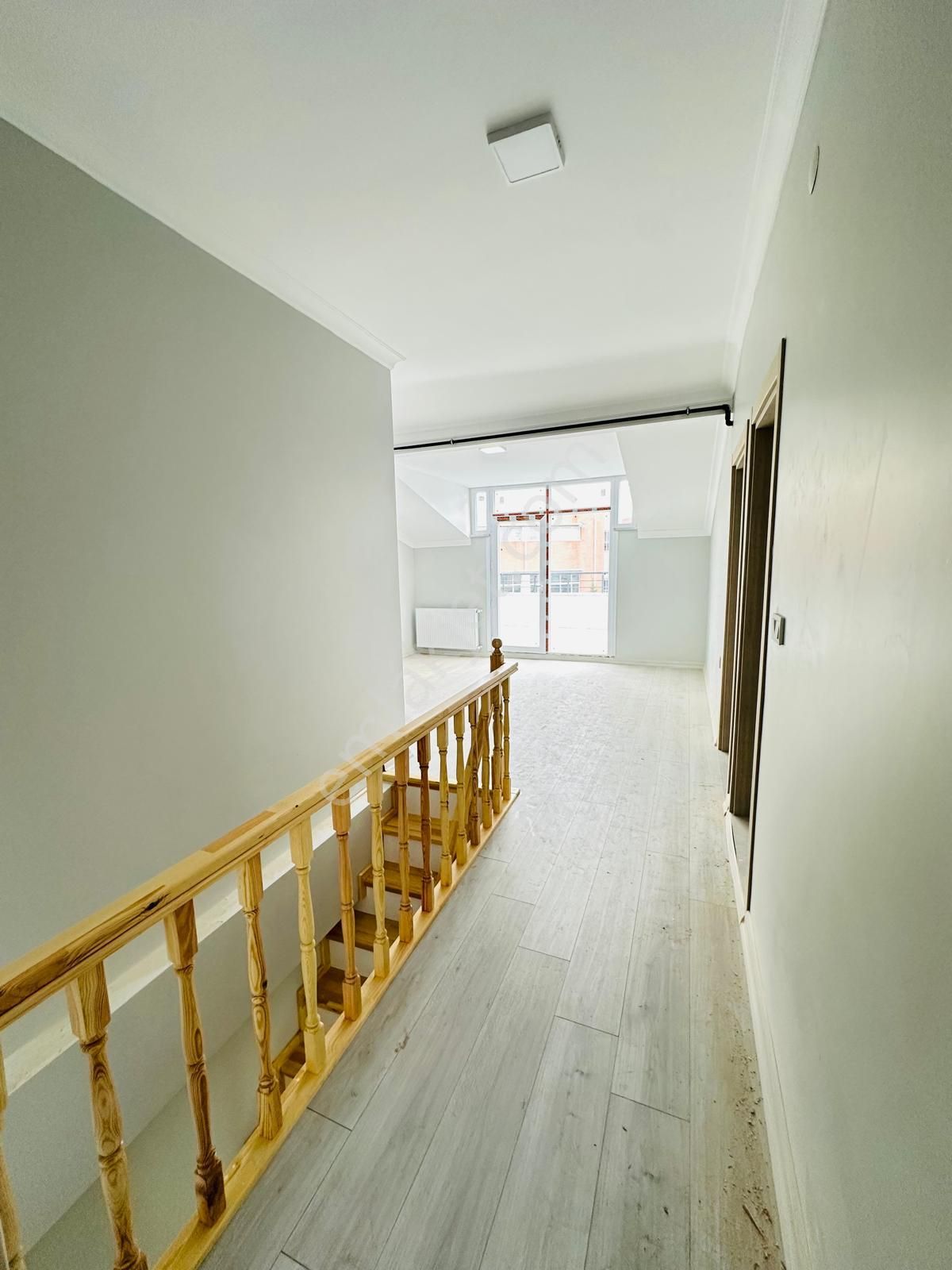 Has Seba'da Söğütlüçeşmede Diş Has. Altında 3+2 160m2 Sıfır Lüx Dubleks - Görsel 34