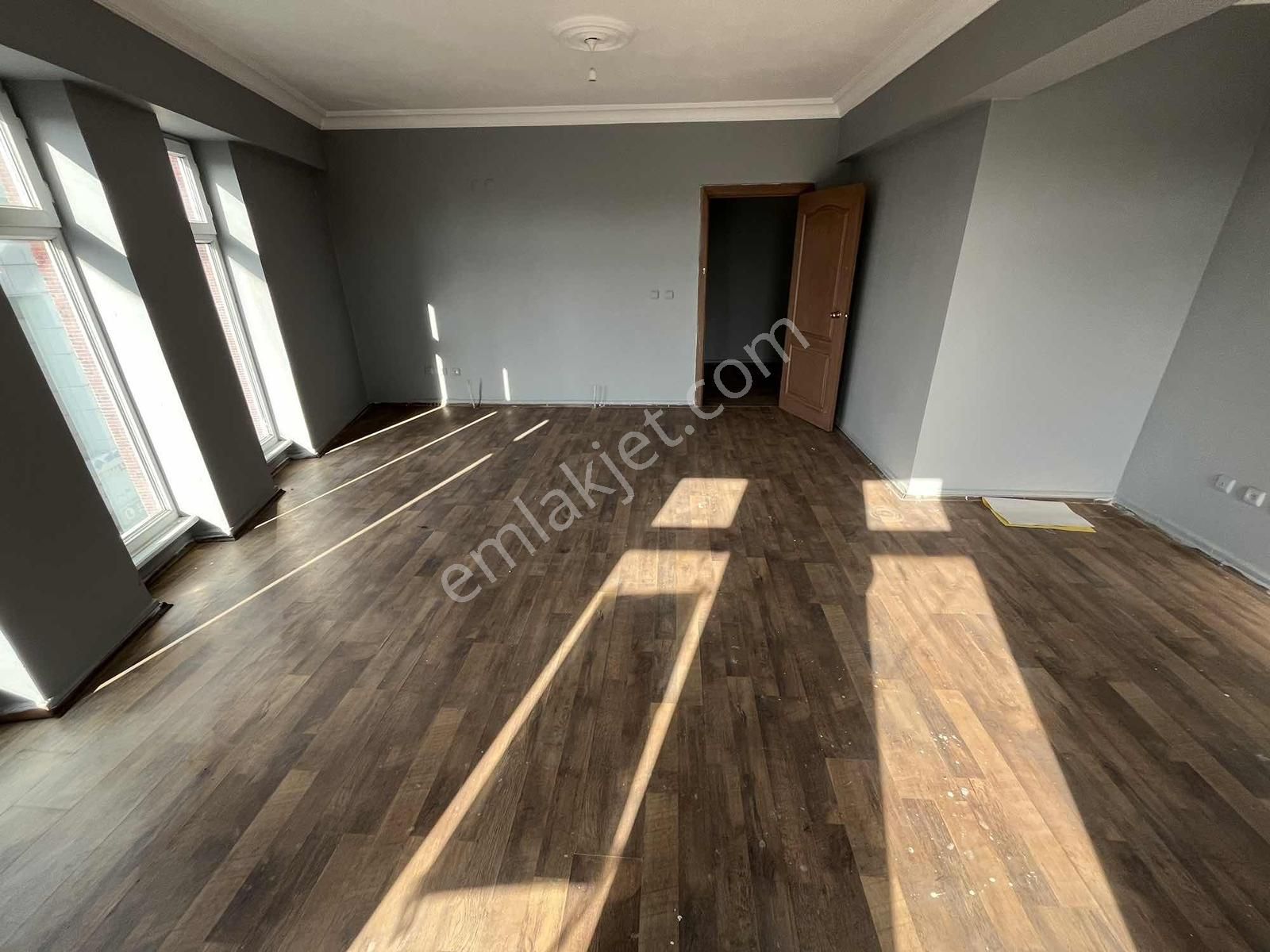 |osmanlı|çarşı Merkezde Reklam Değeri Yüksek Satılık İşyeri - Görsel 12