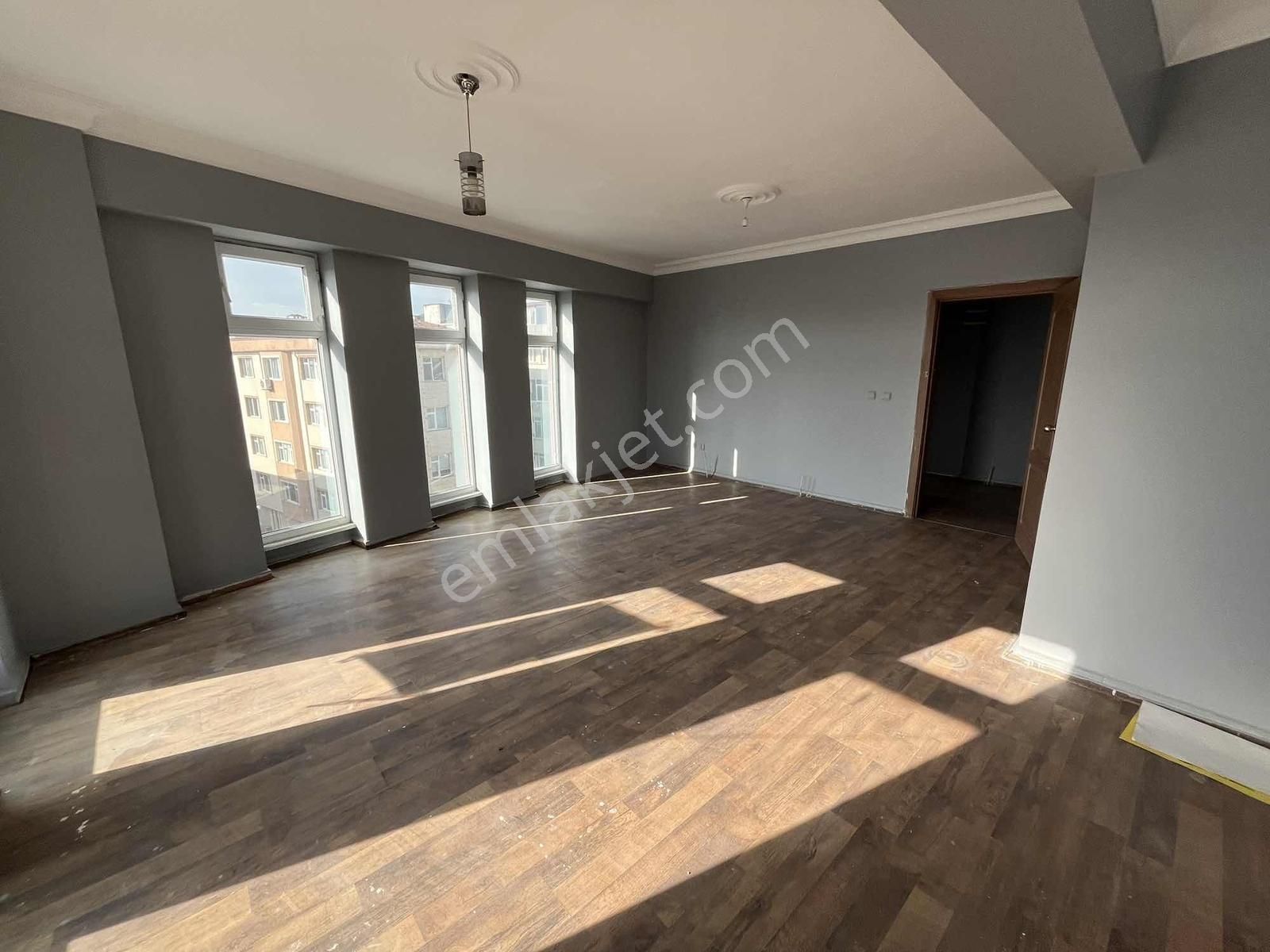 |osmanlı|çarşı Merkezde Reklam Değeri Yüksek Satılık İşyeri - Görsel 5