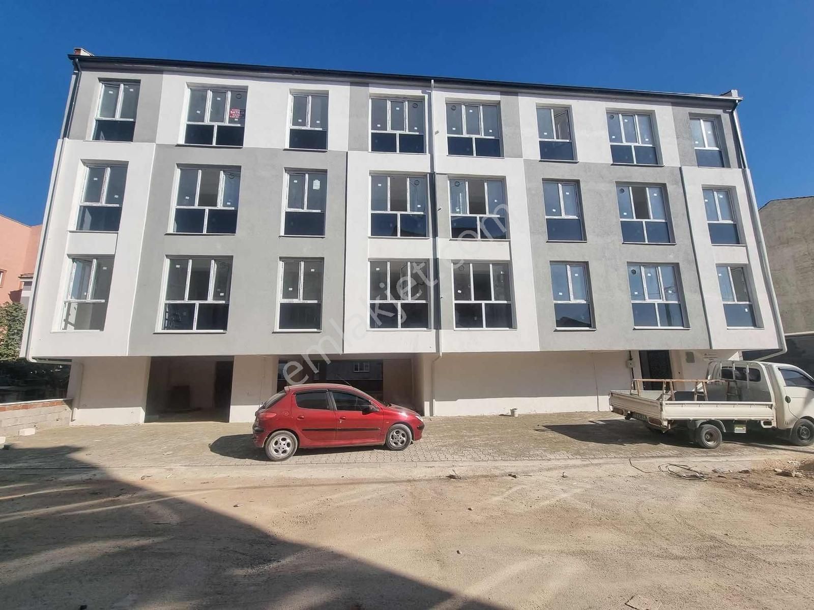 Ulucan'dan İnegöl Akhisar Mahallesinde Kiralık 1+1 Daire