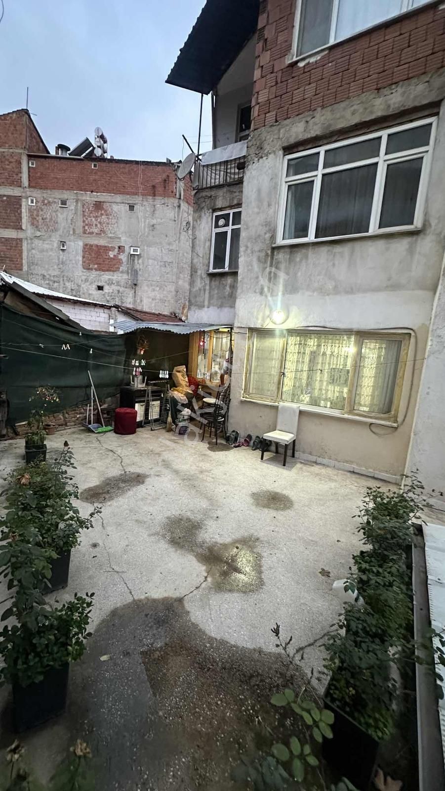 Ulucan'dan İnegöl Merkezde Satılık 2+1 Daire - Görsel 8