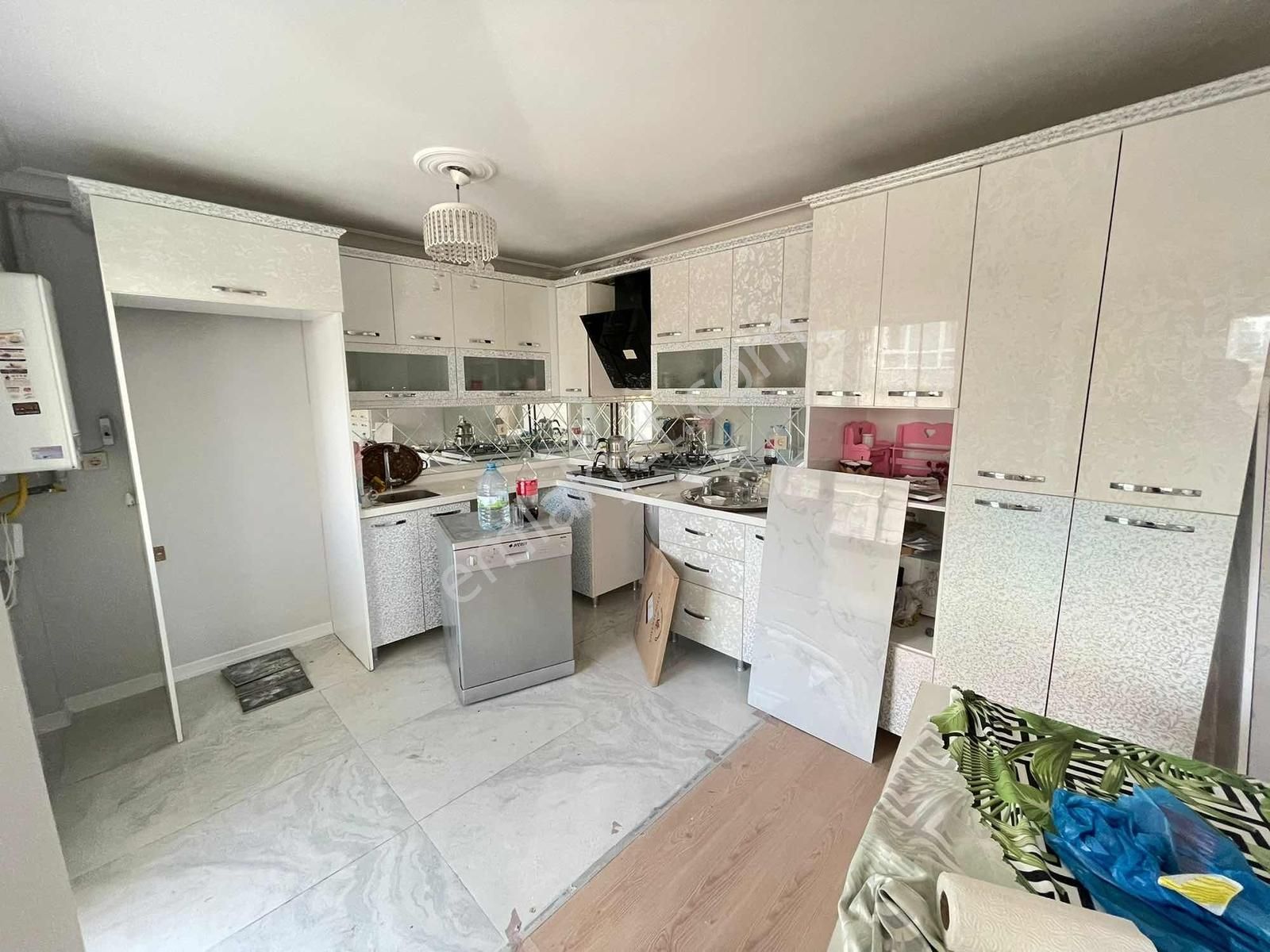 7+1 250m2 Ultra Lüks Ful+ful Asansörlü İskanlı Oturuma Hazır !! - Görsel 14