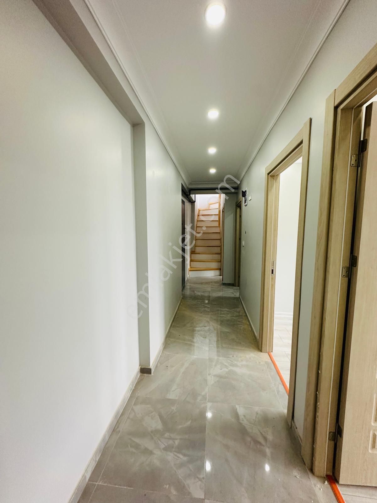 Has Seba'da Söğütlüçeşmede Diş Has. Altında 3+2 150m2 Sıfır Lüx Yapımlı Satılık Dubleks - Görsel 22