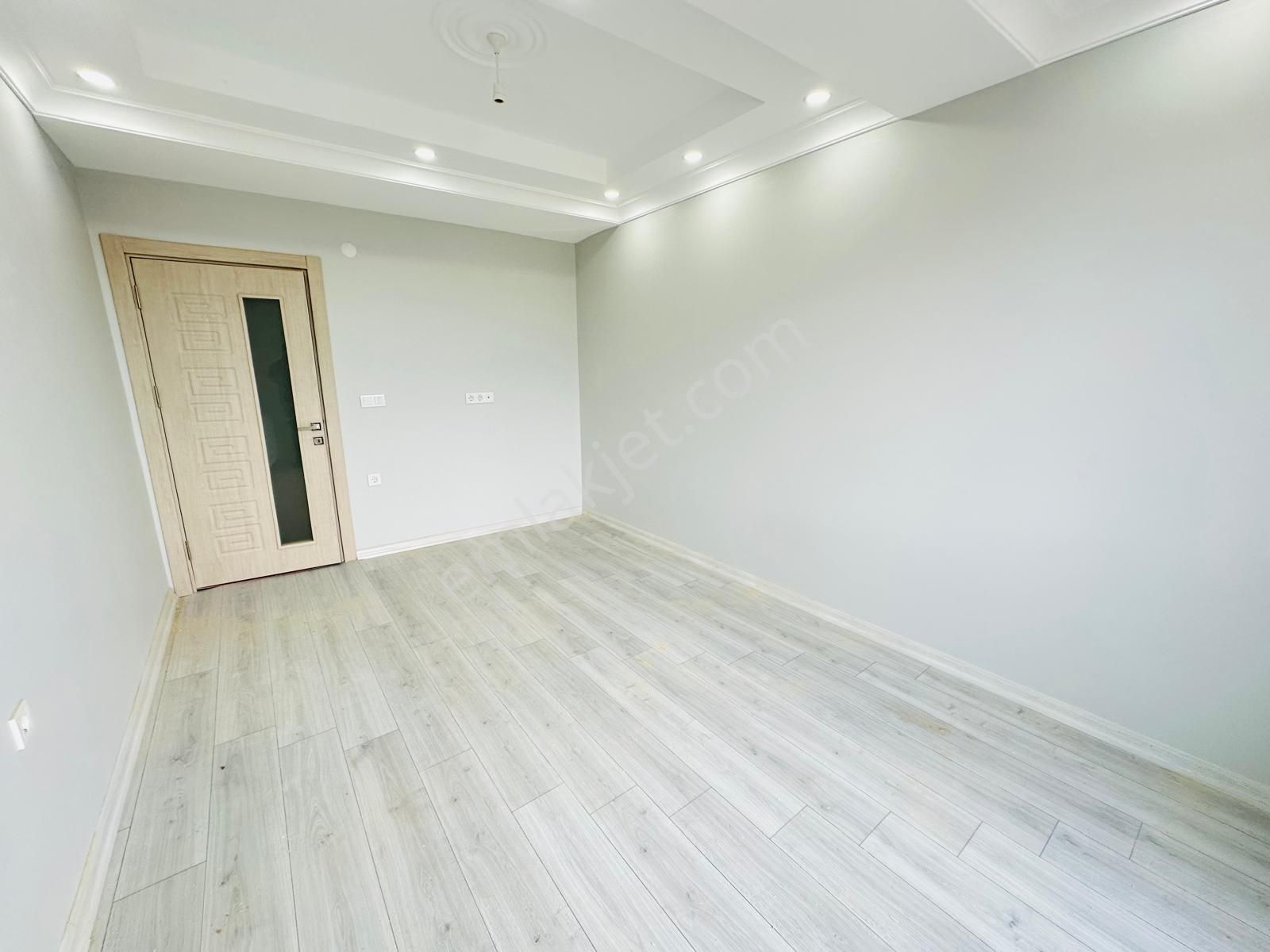 Has Seba'da Söğütlüçeşmede Diş Has. Altında 3+2 150m2 Sıfır Lüx Yapımlı Satılık Dubleks - Görsel 6