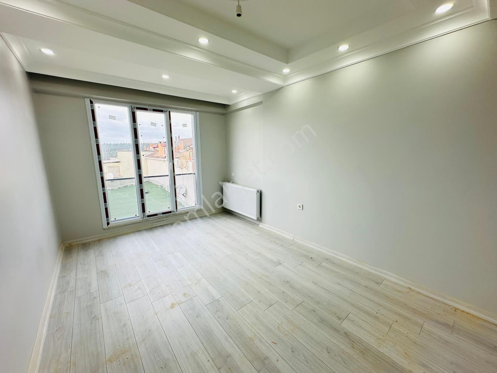 Has Seba'da Söğütlüçeşmede Diş Has. Altında 3+2 150m2 Sıfır Lüx Yapımlı Satılık Dubleks - Görsel 4