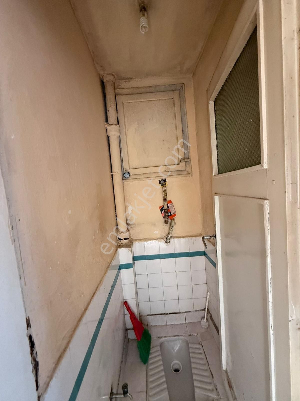 İhsaniye'de Mareşal Okulu Karşısı 2+1 Teraslı Daire - Görsel 10