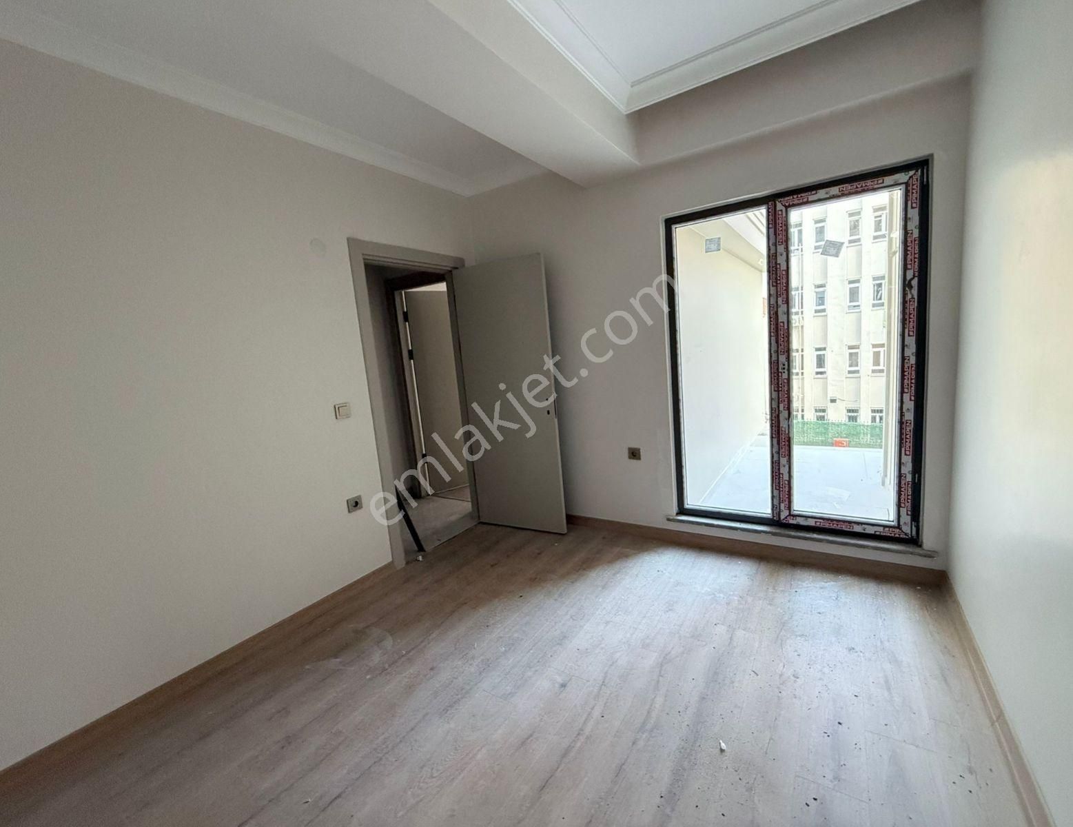 Cennet Mah.merkezde Asansörlü Otoparklı 90 M2 2+1 Arakat Daire.. - Görsel 7