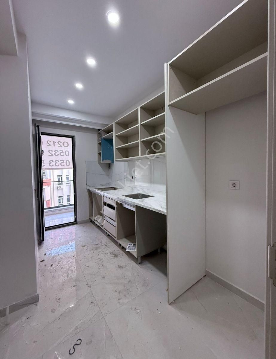 Cennet Mah.merkezde Asansörlü Otoparklı 90 M2 2+1 Arakat Daire.. - Görsel 8