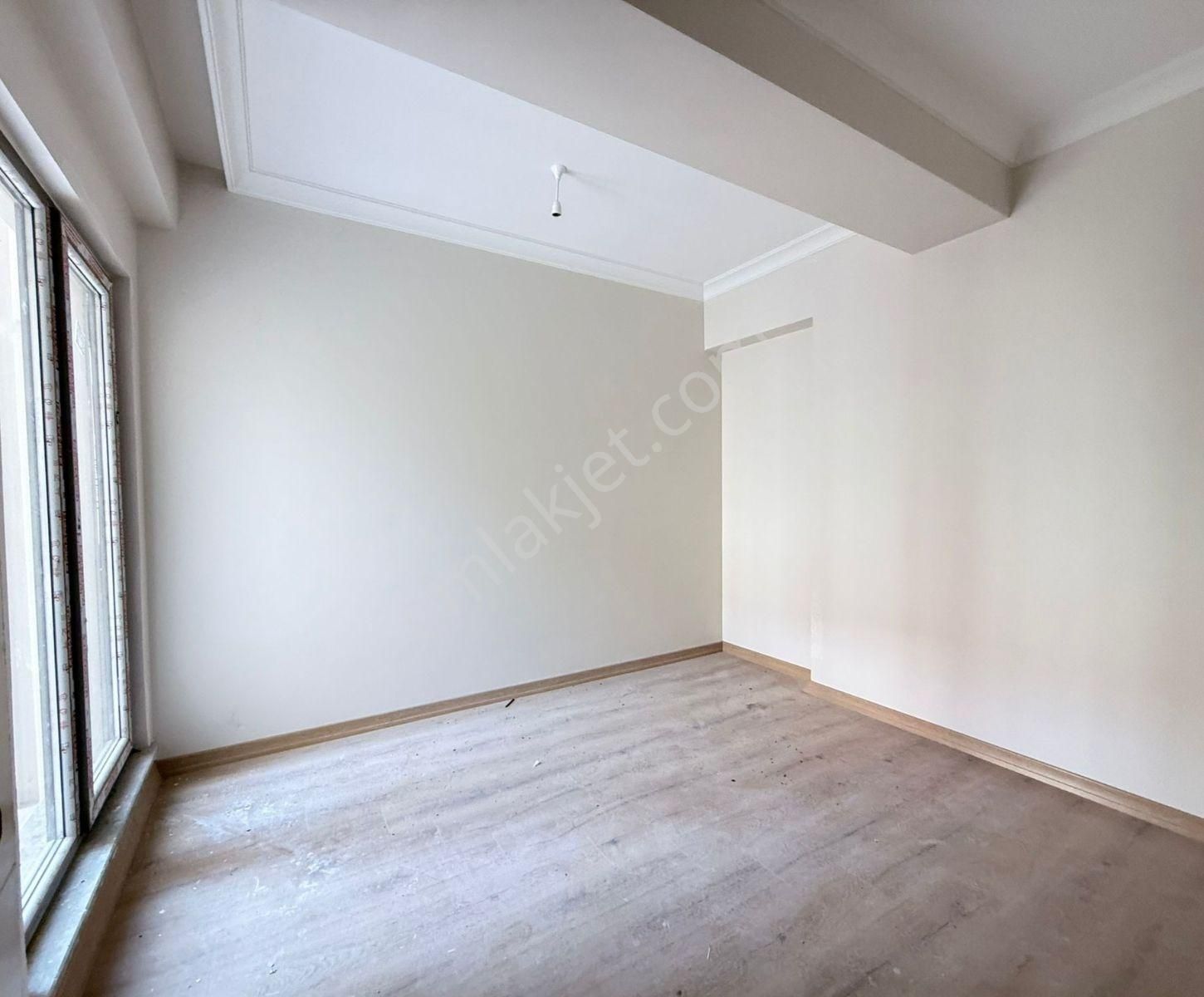 Cennet Mah.merkezde Asansörlü Otoparklı 90 M2 2+1 Arakat Daire.. - Görsel 4