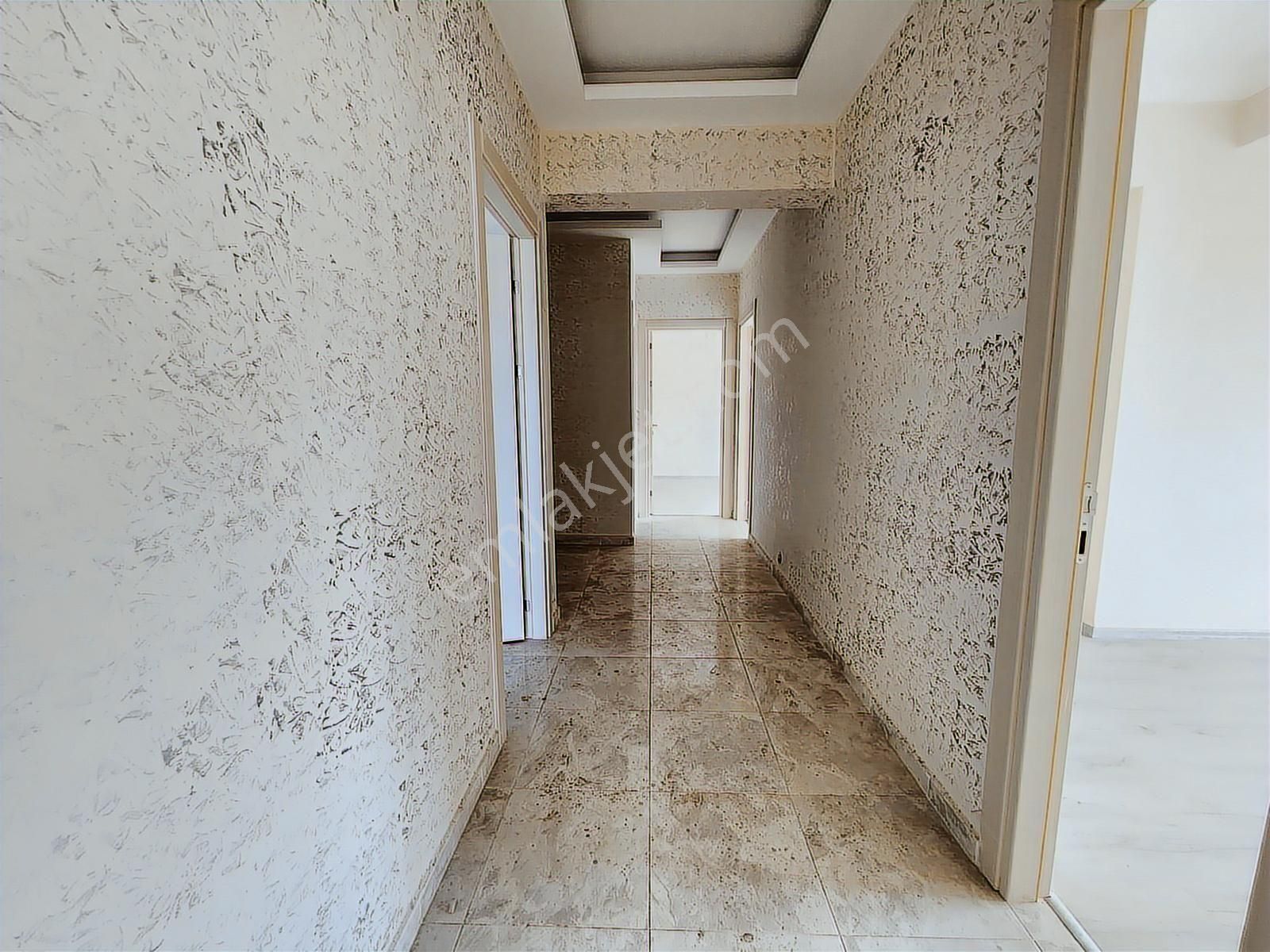 Menemen Asarlık Zeytinlikte 125 M² Net, 4.kat 3+1 Kiralık Daire - Görsel 6