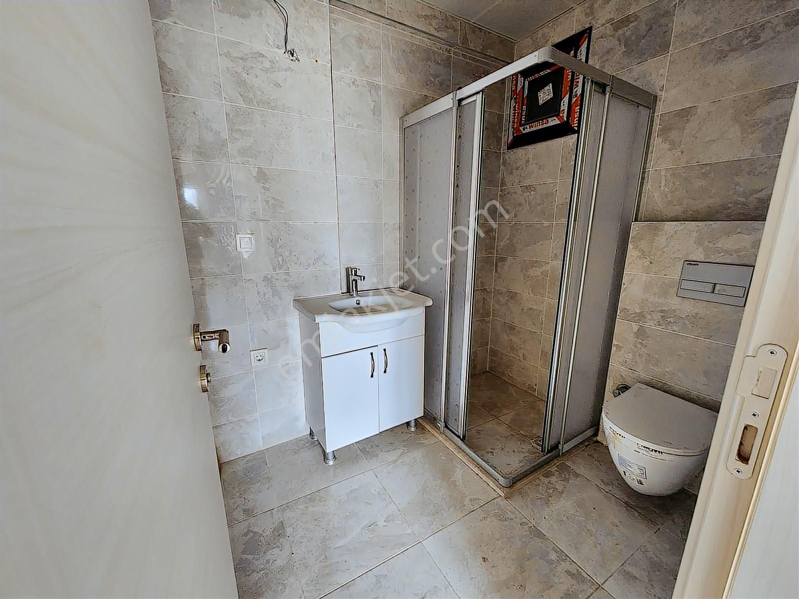 Menemen Asarlık Zeytinlikte 125 M² Net, 4.kat 3+1 Kiralık Daire