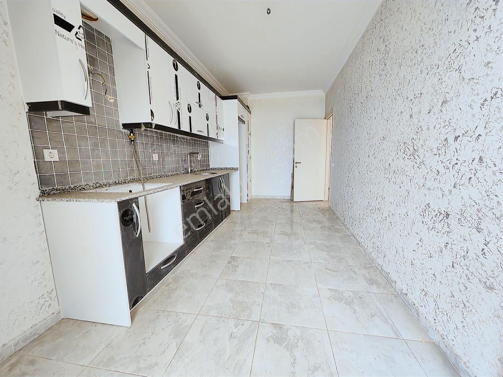 Menemen Asarlık Zeytinlikte 125 M² Net, 4.kat 3+1 Kiralık Daire - Görsel 9