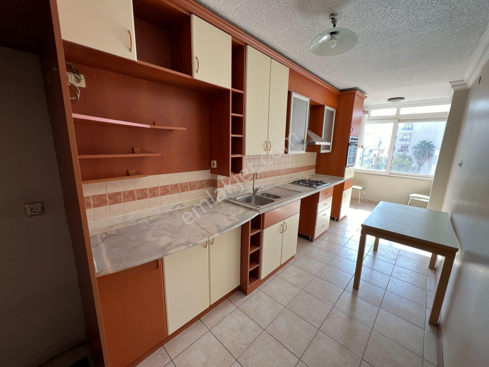 Kurtuluş Mah Amerkan Pazar Cvr 3+1 Kap.mutfak Kiralık Daire - Görsel 4