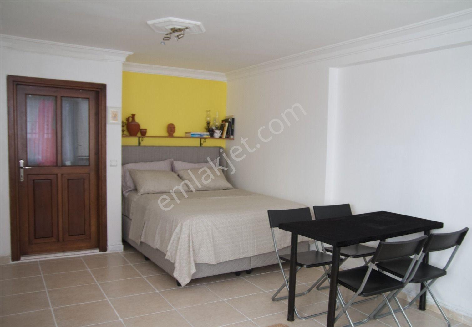 Era Angelden Ayvalık Merkezde Eşyalı Stüdyo Kiralık Daire - Görsel 6