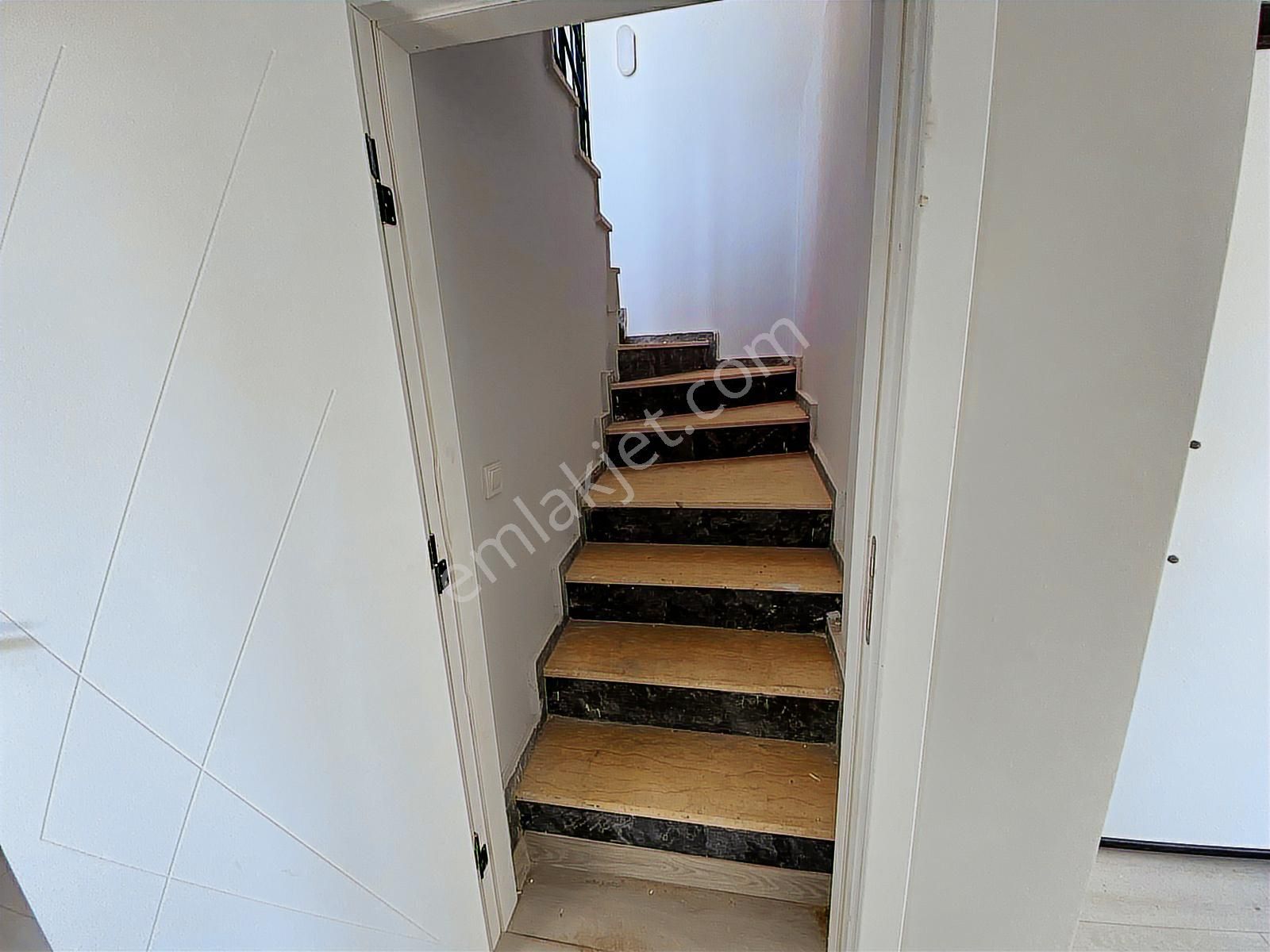 Tuğra'dan Reşadiye Mahallesin'de Satılık Sıfır 4+1 Dubleks Daire - Görsel 18