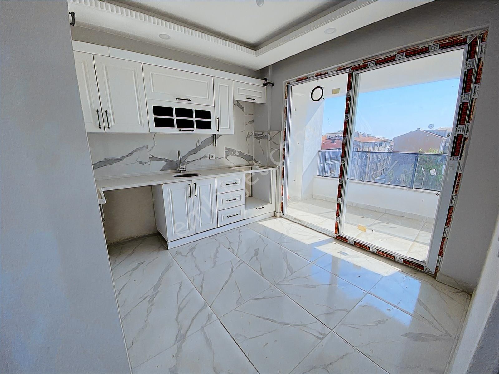 Tuğra'dan Reşadiye Mahallesin'de Satılık Sıfır 4+1 Dubleks Daire - Görsel 4