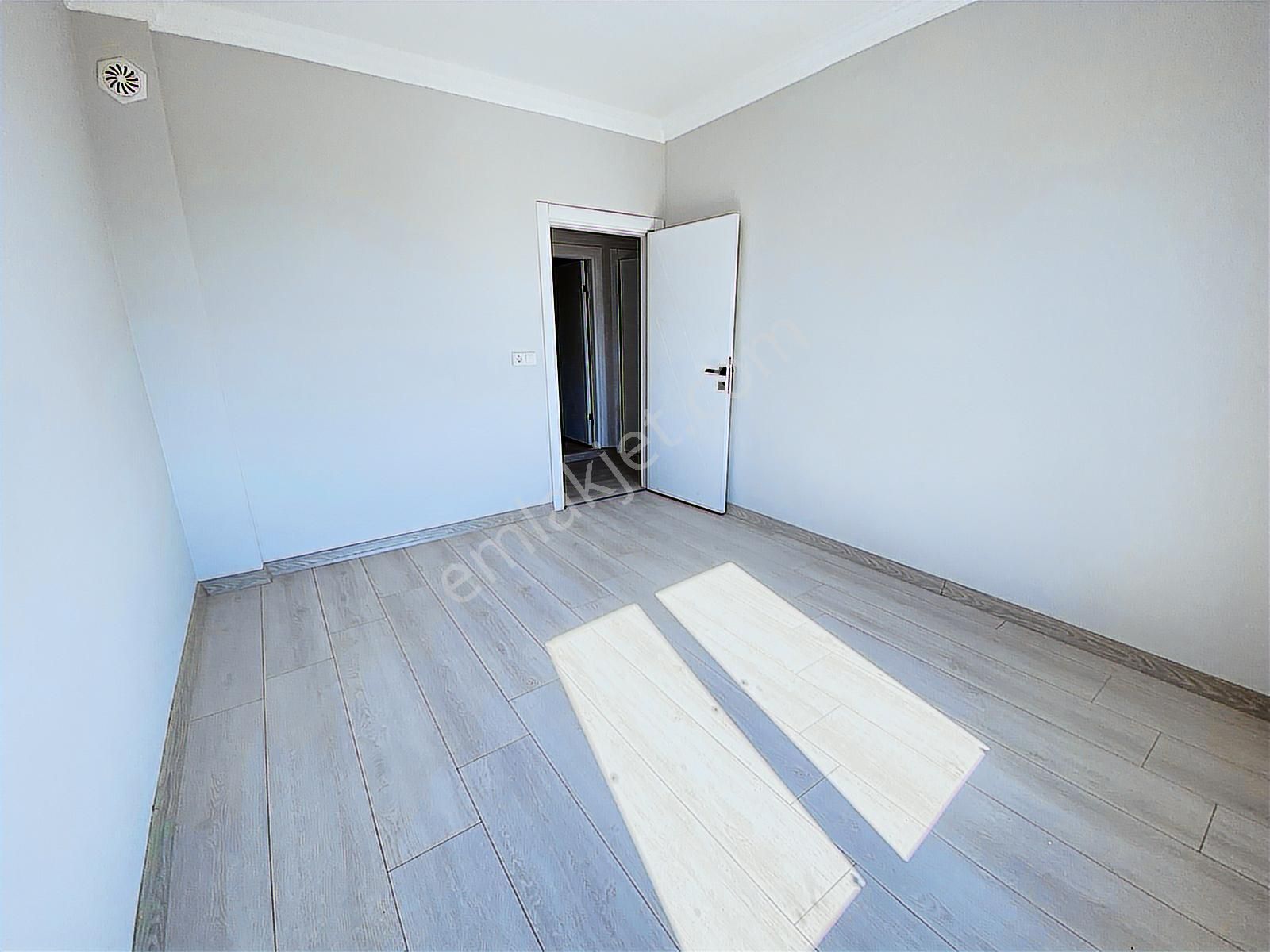 Tuğra'dan Reşadiye Mahallesin'de Satılık Sıfır 4+1 Dubleks Daire - Görsel 3