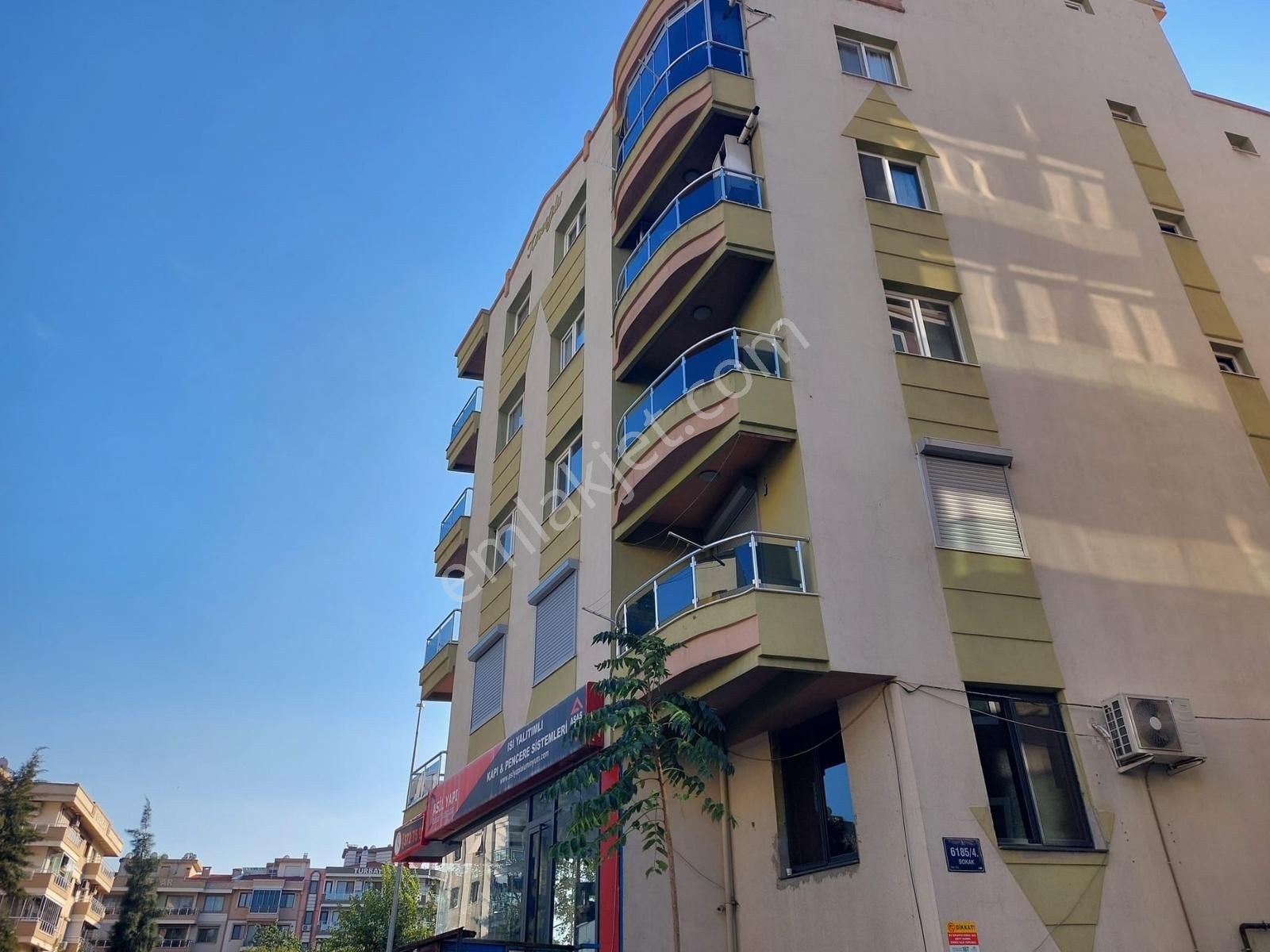 Nergiz Fikri Altay 'da Mah. Asansörlü Kiralık 4+1