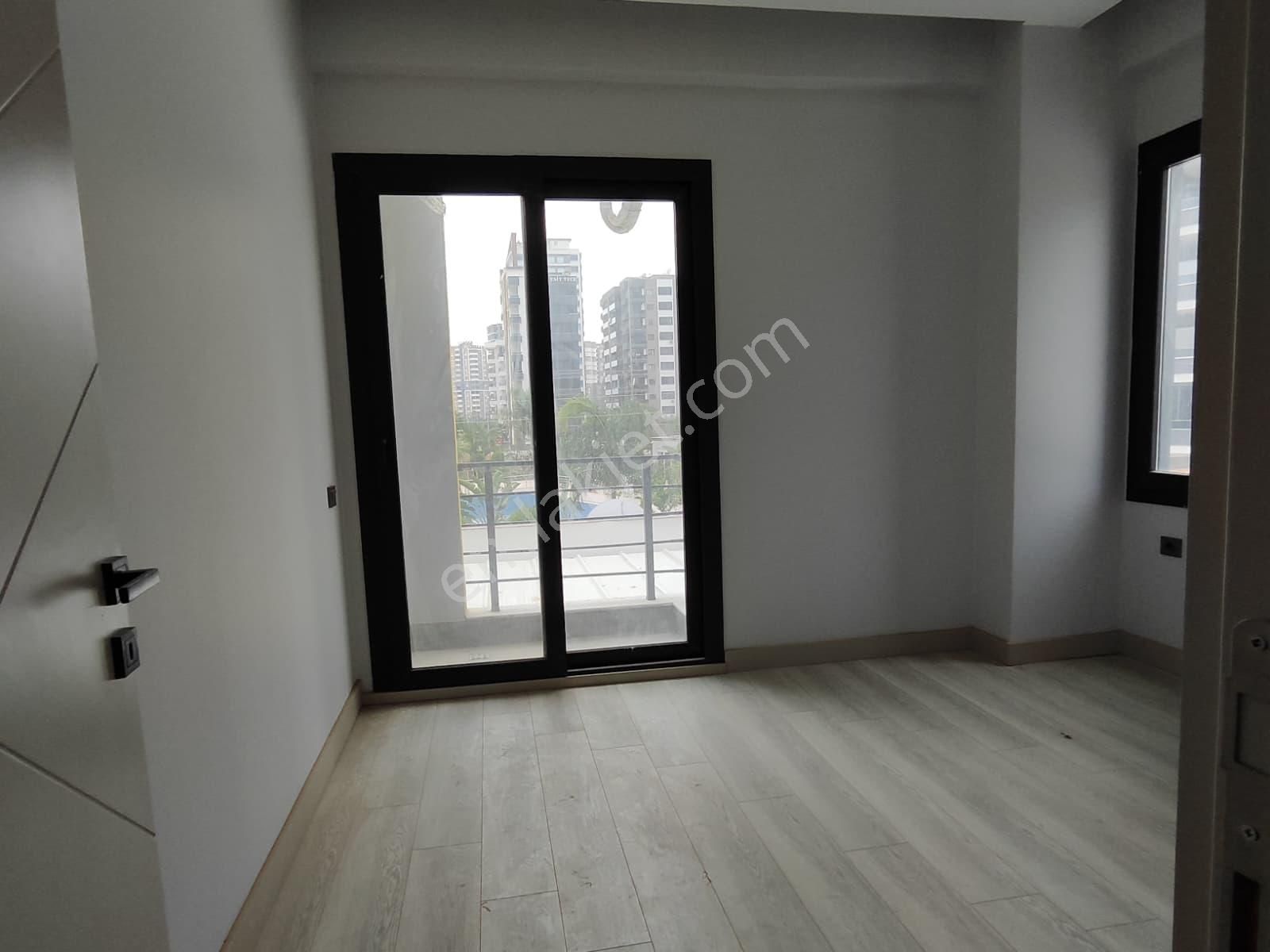 Thor'dan Mezitli Tece Merkez Mahallesinde Lüks 1+1 Kiralık Daire - Görsel 25