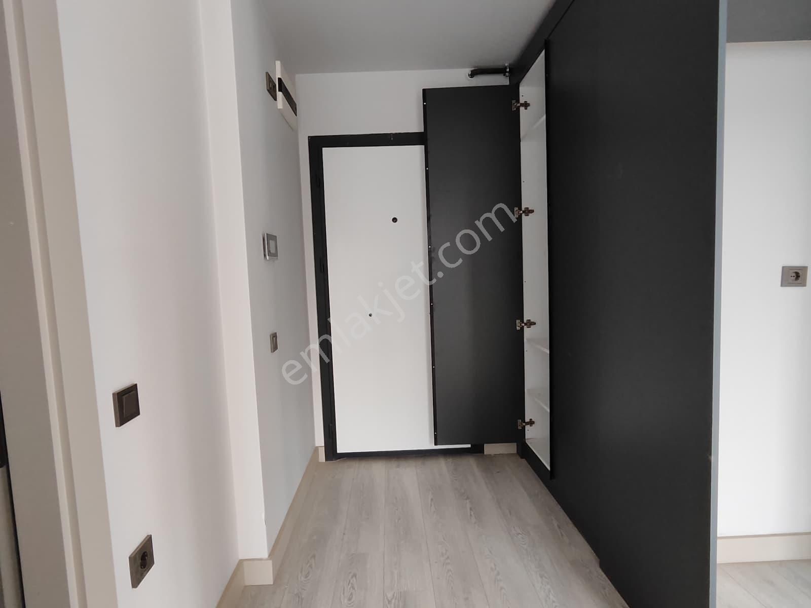 Thor'dan Mezitli Tece Merkez Mahallesinde Lüks 1+1 Kiralık Daire - Görsel 13