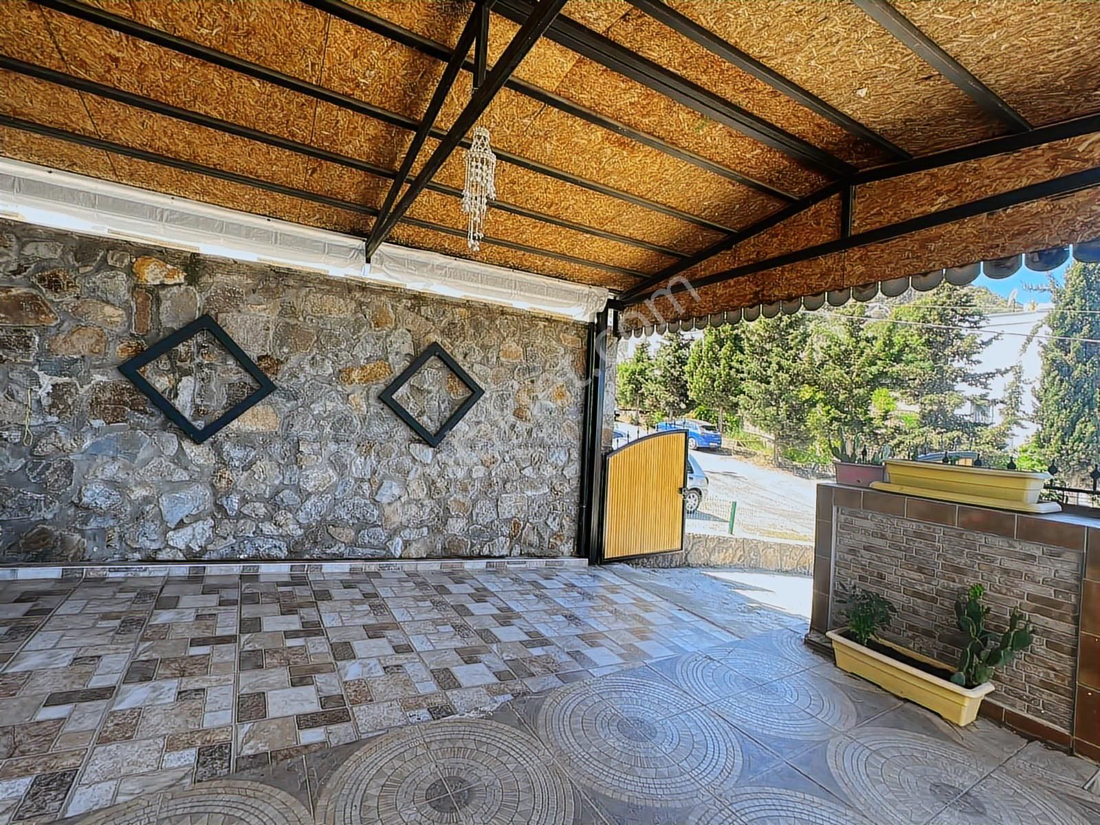 Turgutreis`te Deniz Manzaralı Geniş Bahçe`li 3+1 Müstakil Villa - Görsel 6