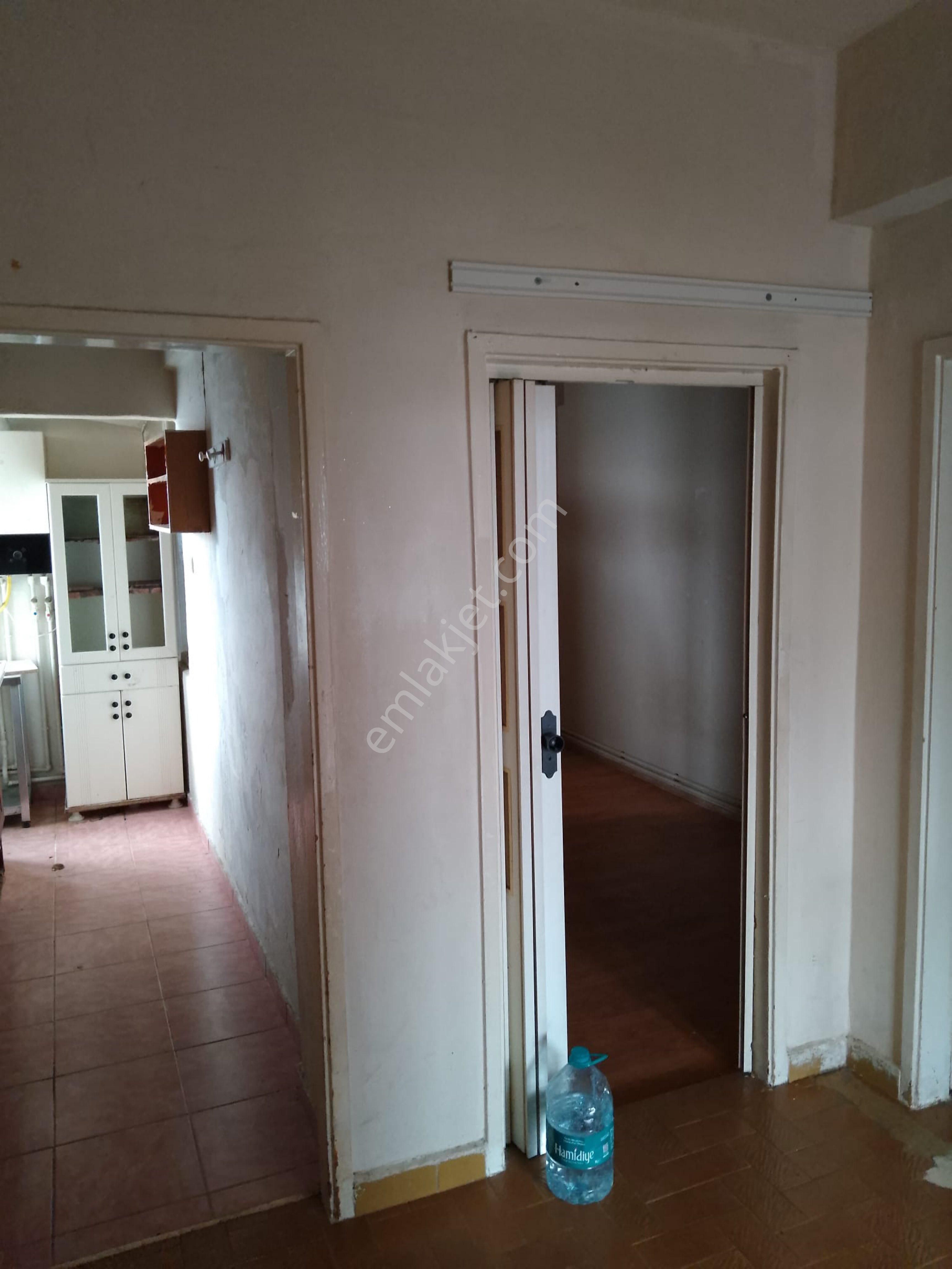 Fiyat Düştü! Fatih Dervişali’de Haliç Ve Kariye Cami Manzaralı Önü Açık 2+1 Daire - Görsel 11